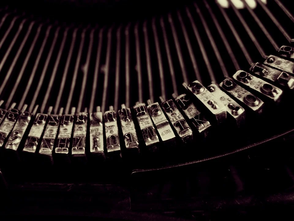 typewriter.jpg