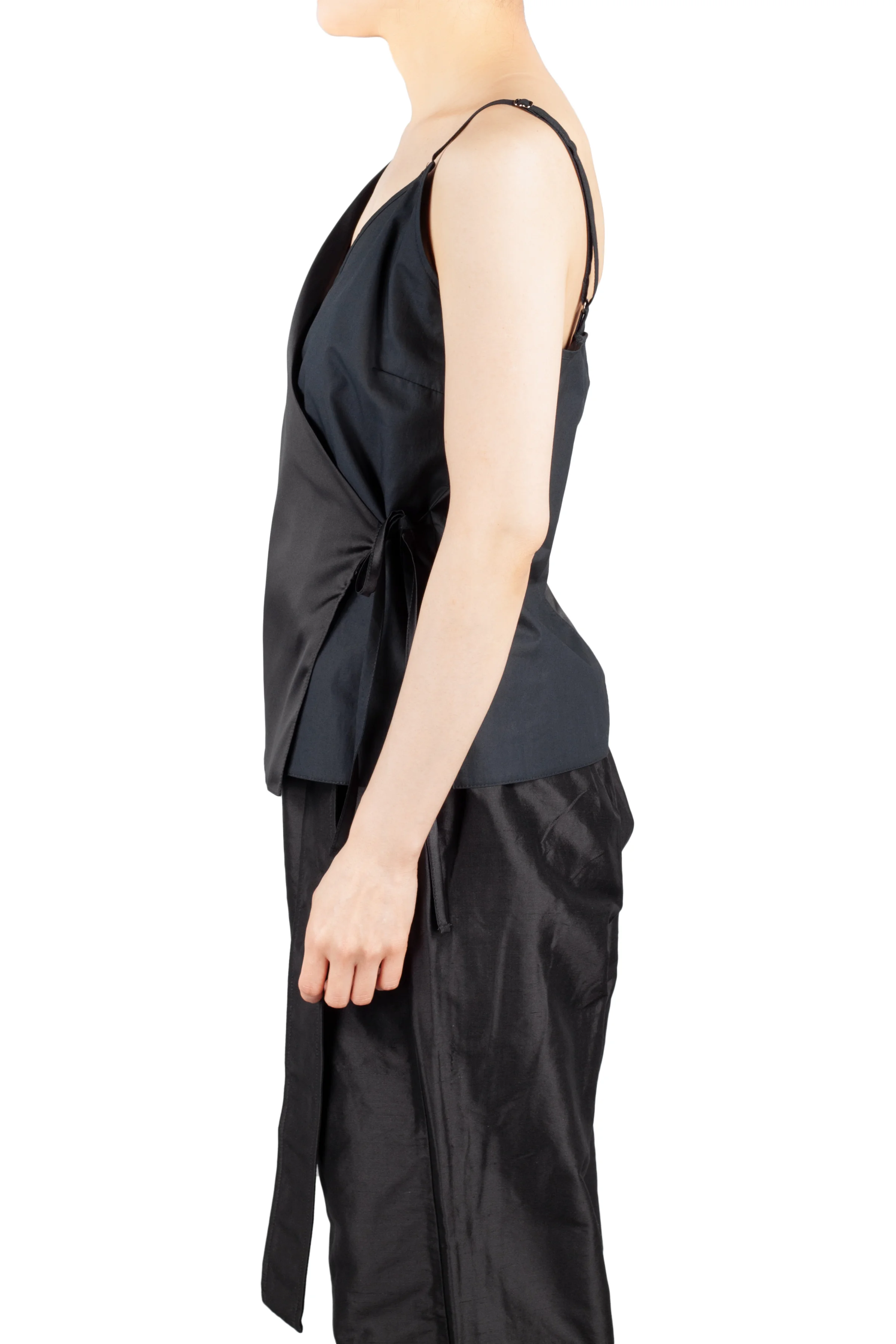 andrea-ya'aqov-women--3.jpg