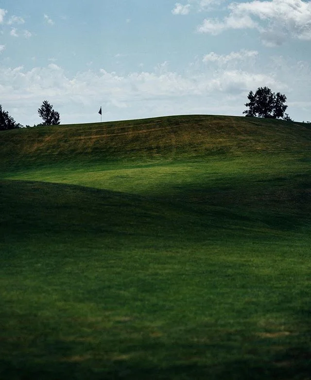 Take a look around you and find the small subtleties. The best courses keep your interest from 1 to 18 but the great ones do it time and time again because you’re constantly finding new things. Discovering new ways to play the course. @sandvall