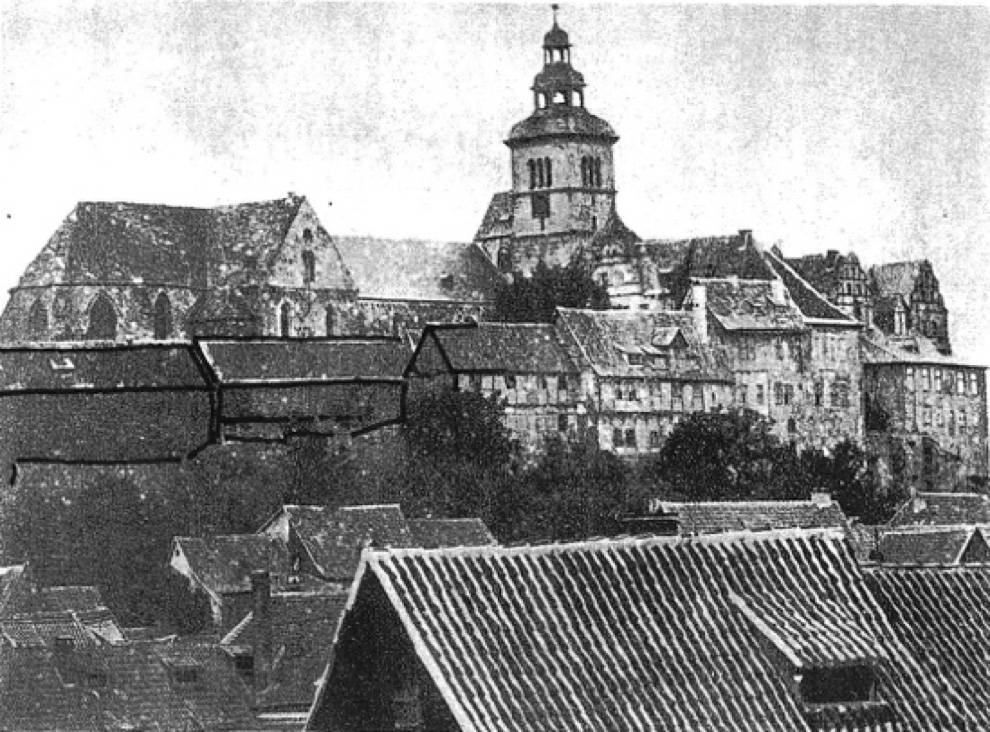  Ansicht von Nord-Ost, um 1865  Quelle: nach Arbeitsgruppe Altstadt, 1995/96, Planunterlagen, Archivalien, Tafel A 16 