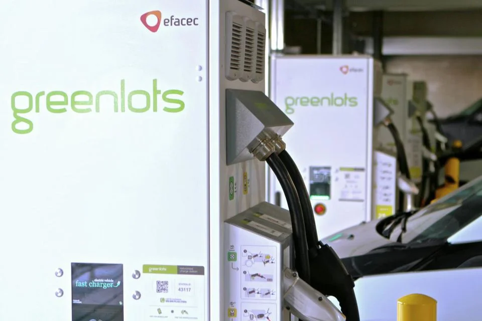 Installing, Setting Up, & Using Greenlots Chargers