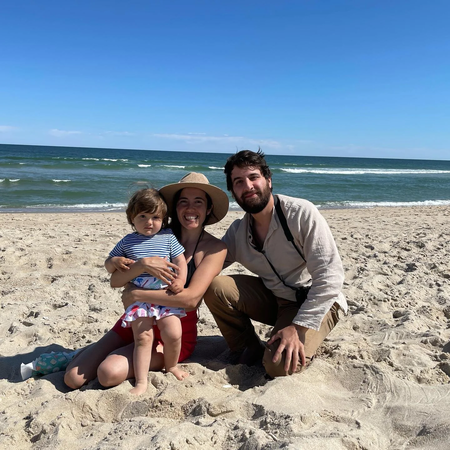 Feliz d&iacute;a de los padres! Gracias a my family. Blessed to spend such a beautiful day full of surprises, music and friends! 

#coneyisland 
#backyardmusic