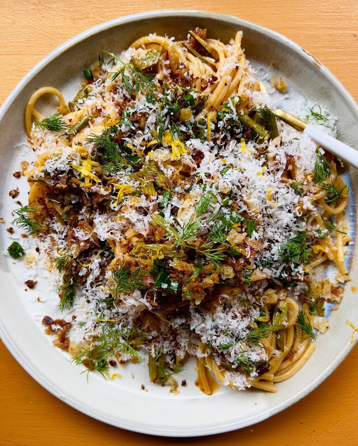 This casual super lemony, garlicky, asparagus-studded spaghetti alla chitarra topped with soooo many sourdough breadcrumbs, fresh dill, even more lemon zest and as always, all the parm, is chiefly brought to you by pregnancy cravings. When it&rsquo;s