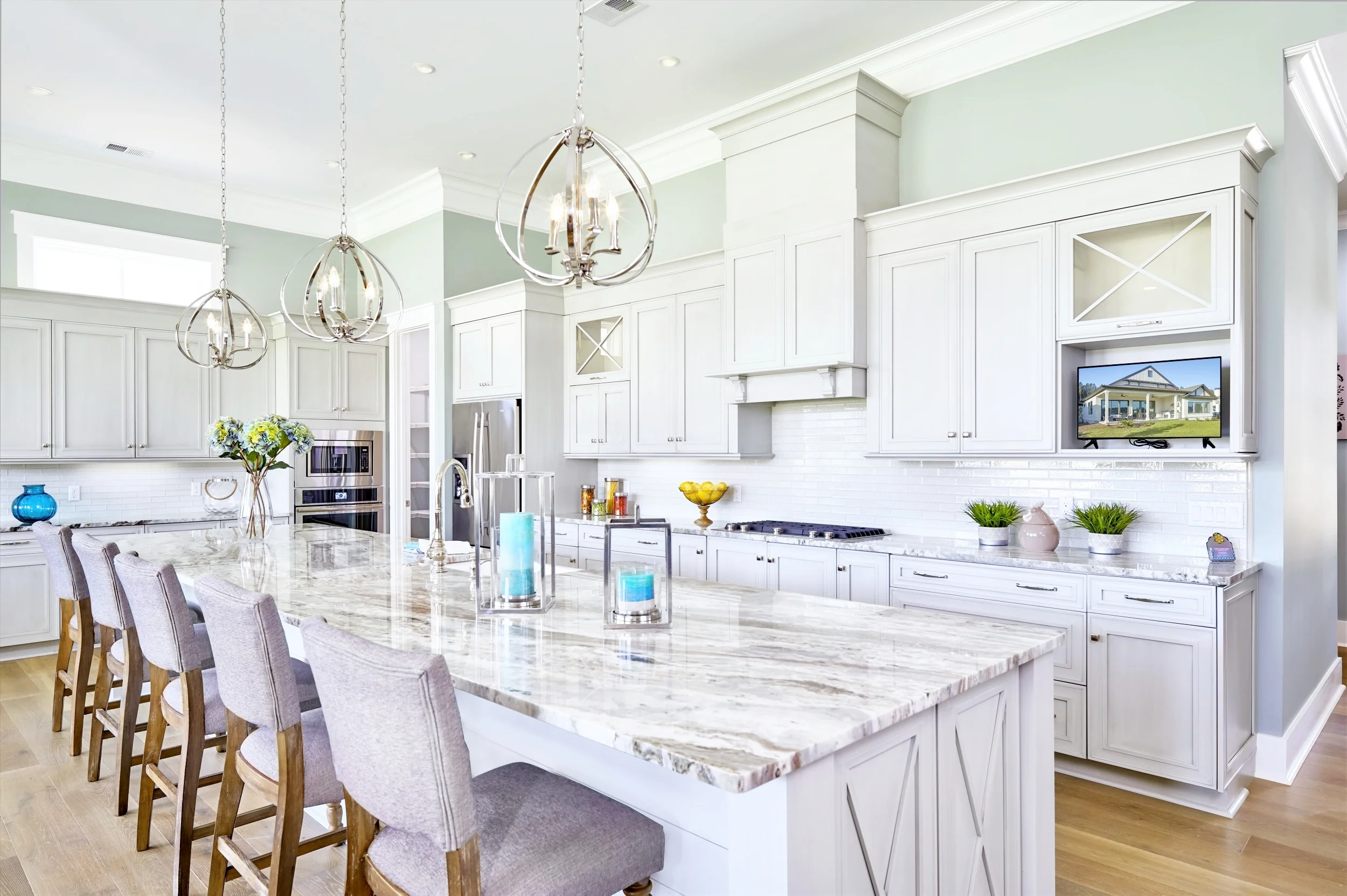 CRYSTAL LAKE DOOR STYLE WITH LUNAR GRAY PAINT AND NICKEL LINEN FINISH | Terry Peacock - Peacock Cabinetry