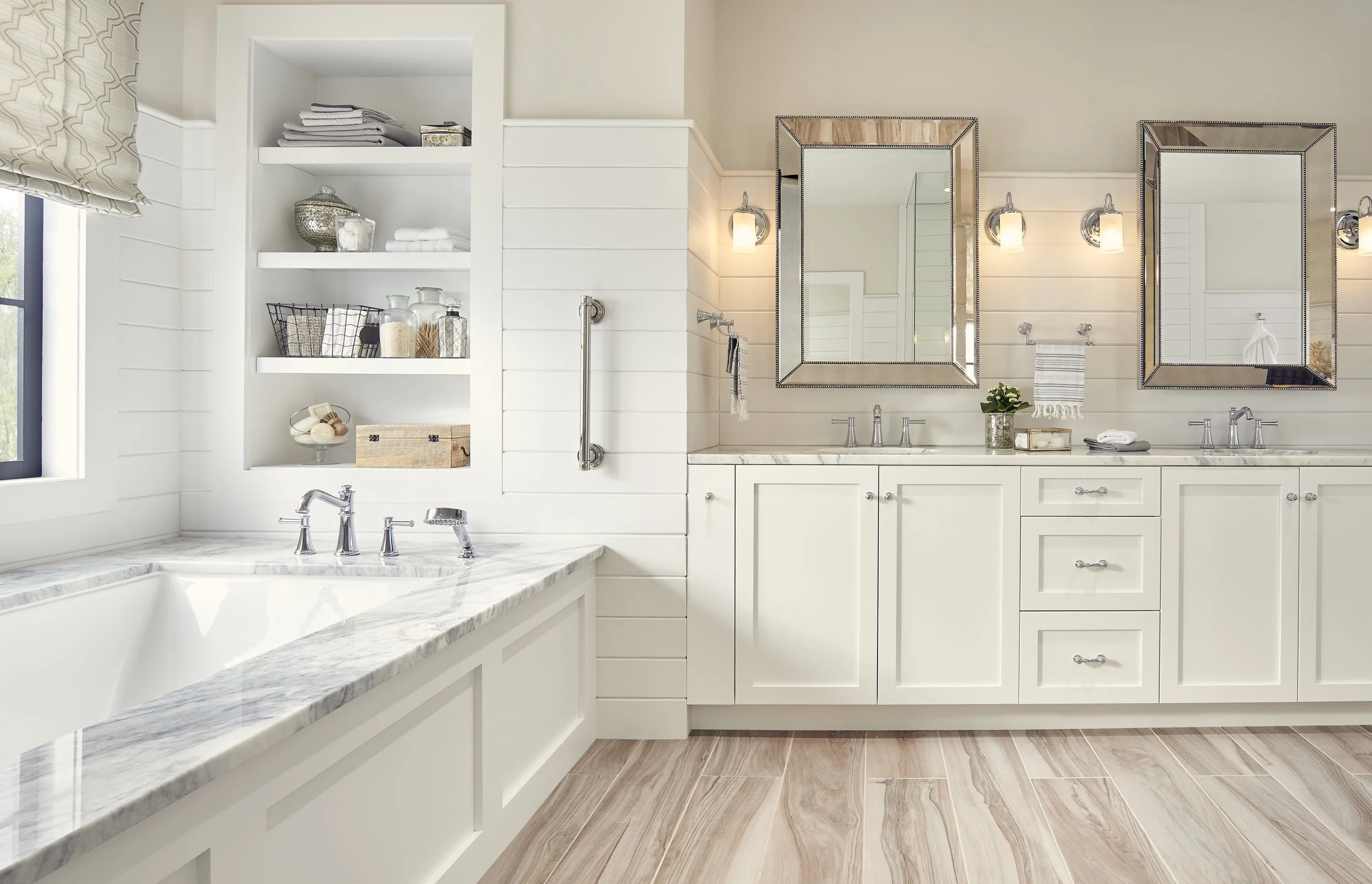 Stickley in Arctic White