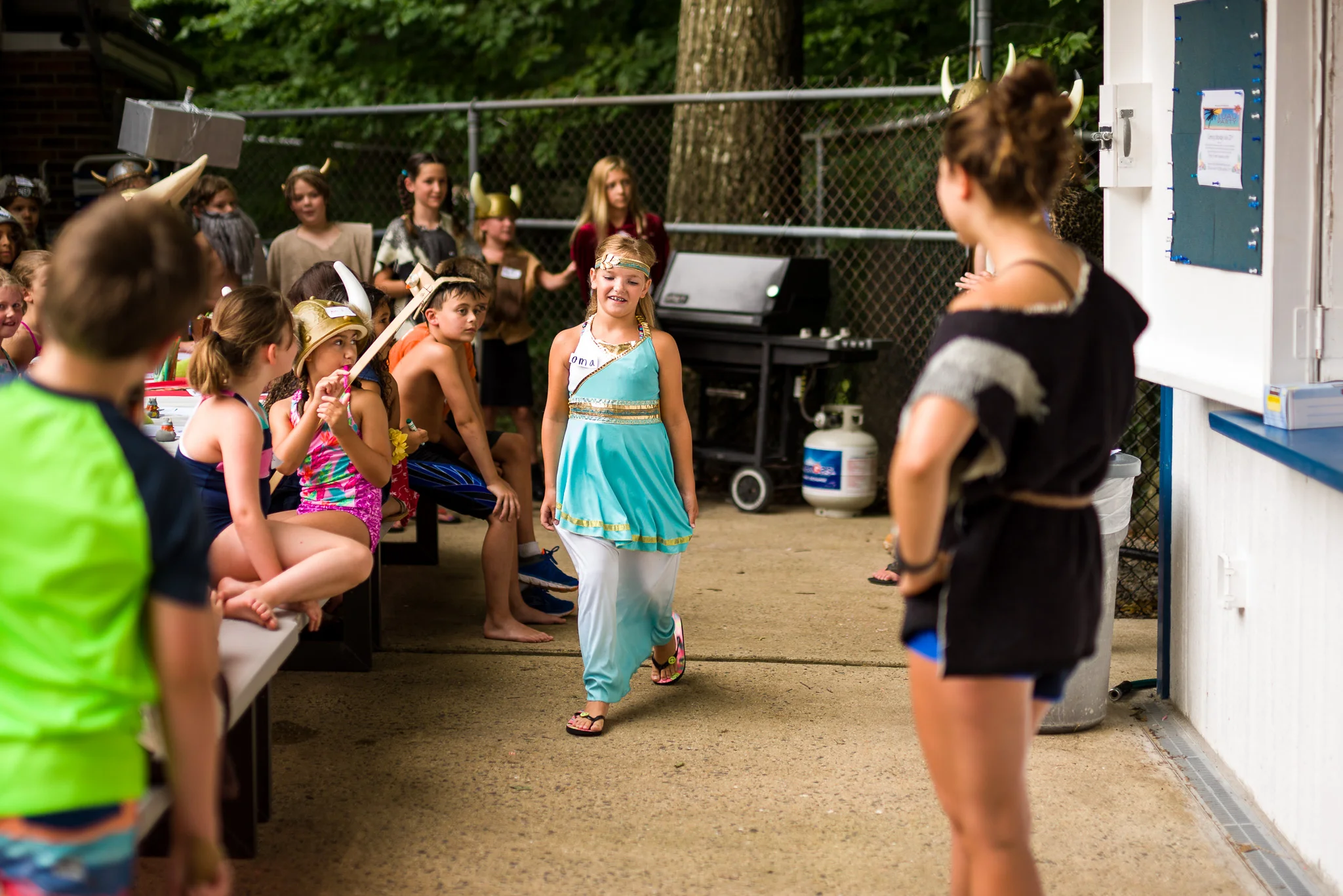 Fox-Hunt-Pool_FX-Splash_Viking Dinner_2017.07.11_009.jpg
