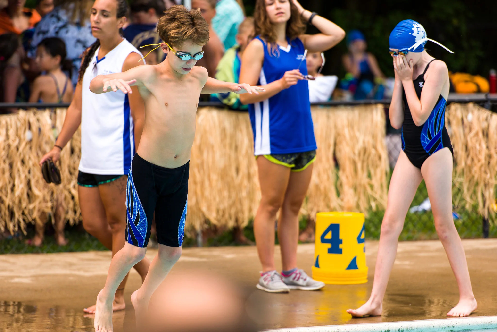 Fox-Hunt-Pool_FX-Splash_Shouse-Village_2017.07.08_007.jpg