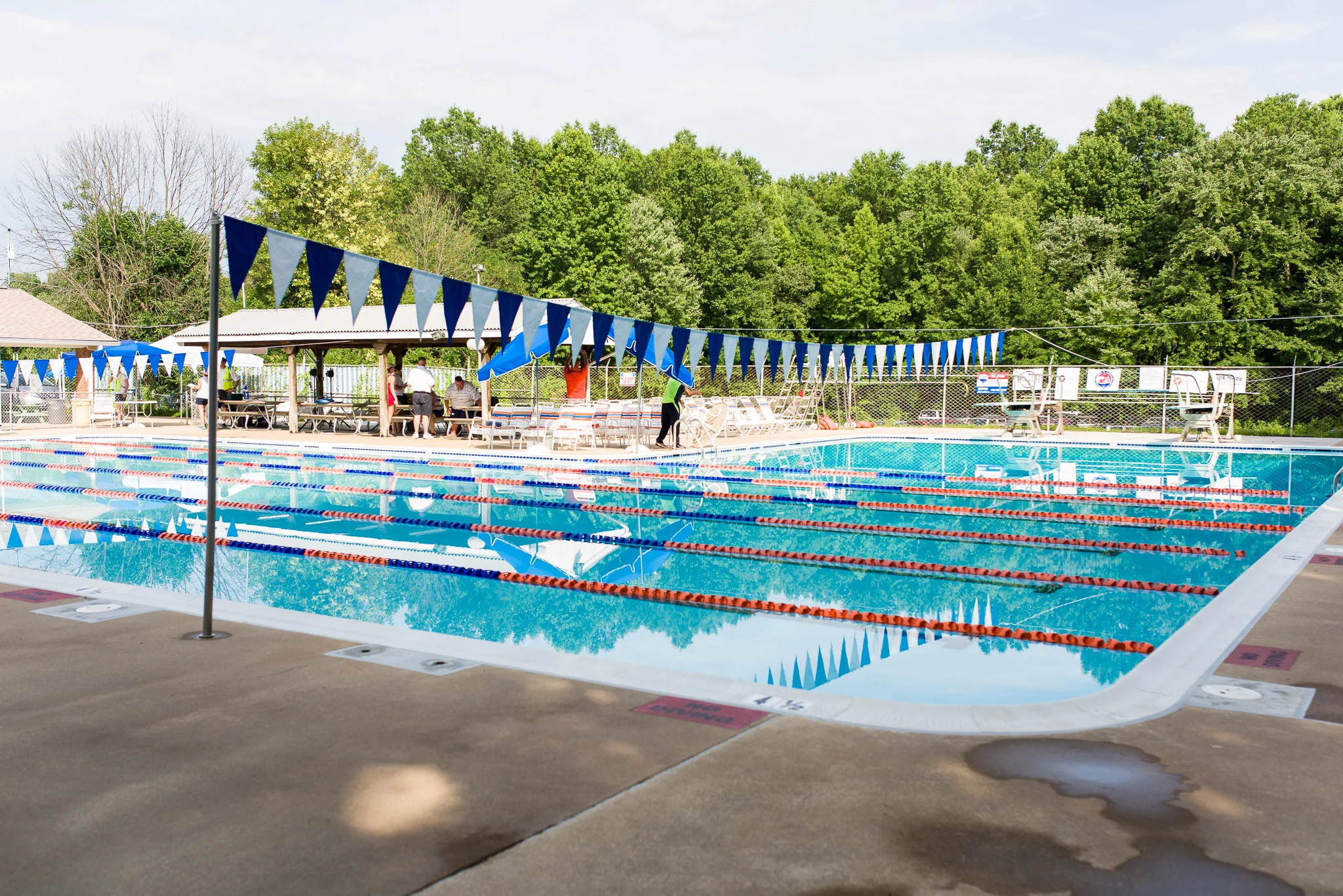 Fox-Hunt-Pool_FX-Splash_Relay Carnival_2017.07.12_004.jpg