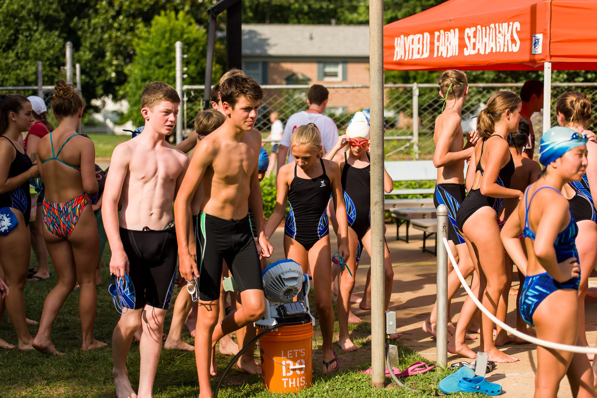 Fox-Hunt-Pool_FX-Splash_Relay Carnival_2017.07.12_018.jpg