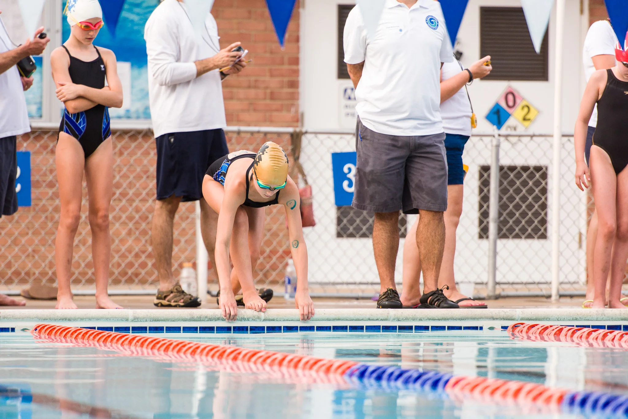 Fox-Hunt-Pool_FX-Splash_Relay Carnival_2017.07.12_149.jpg