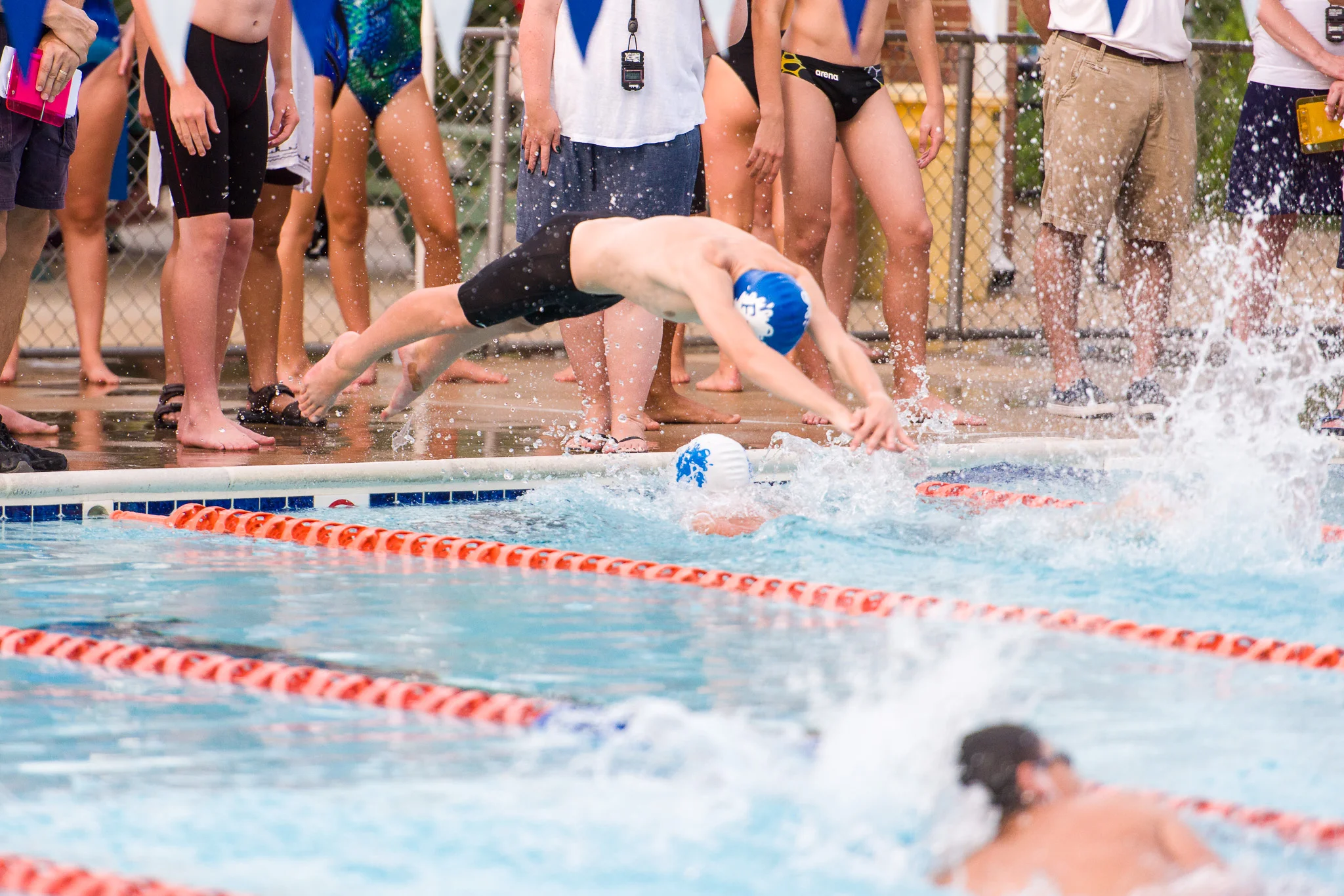 Fox-Hunt-Pool_FX-Splash_Relay Carnival_2017.07.12_163.jpg