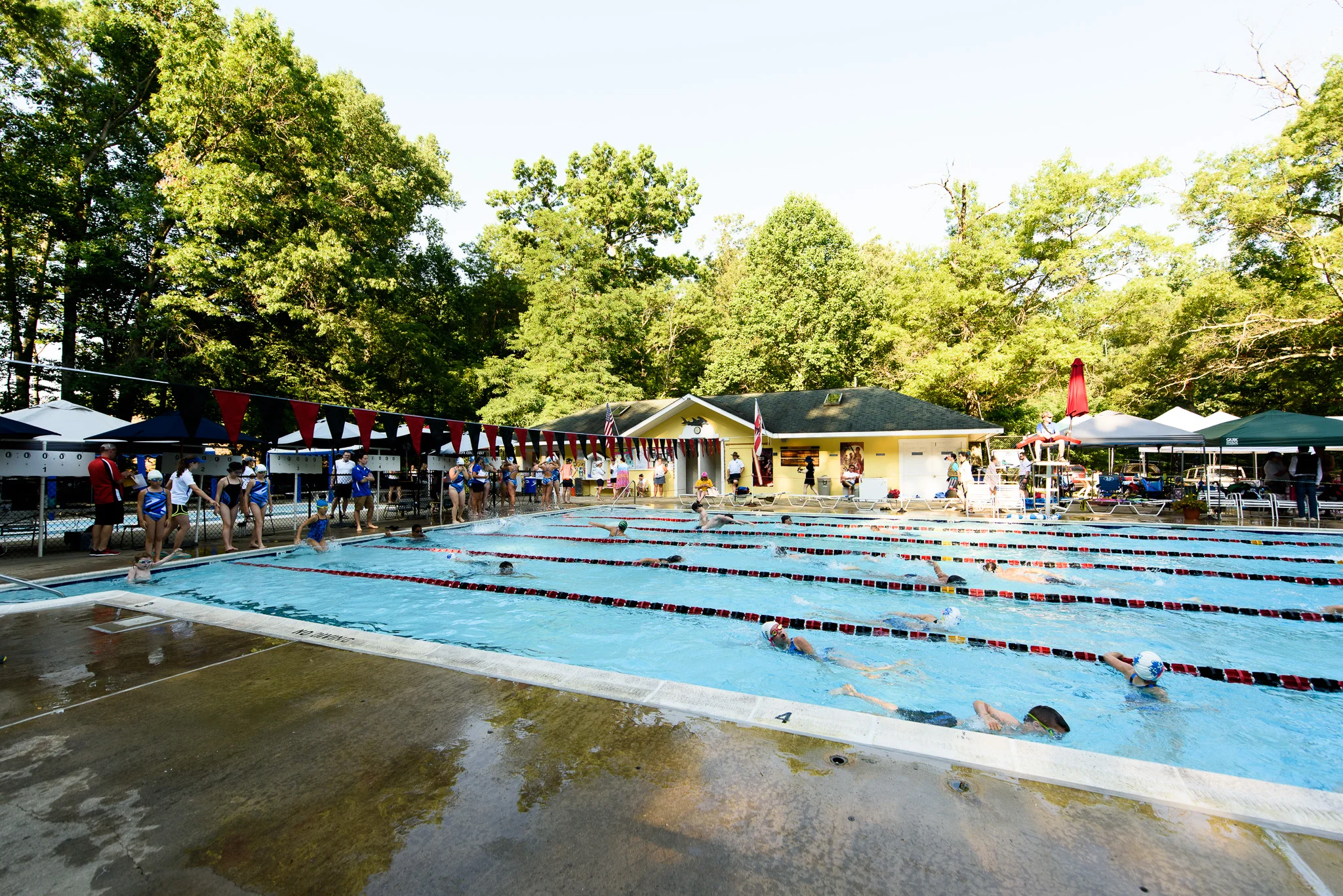 Fox-Hunt-Pool_FX-Splash_Herndon_2018.06.30_005.jpg