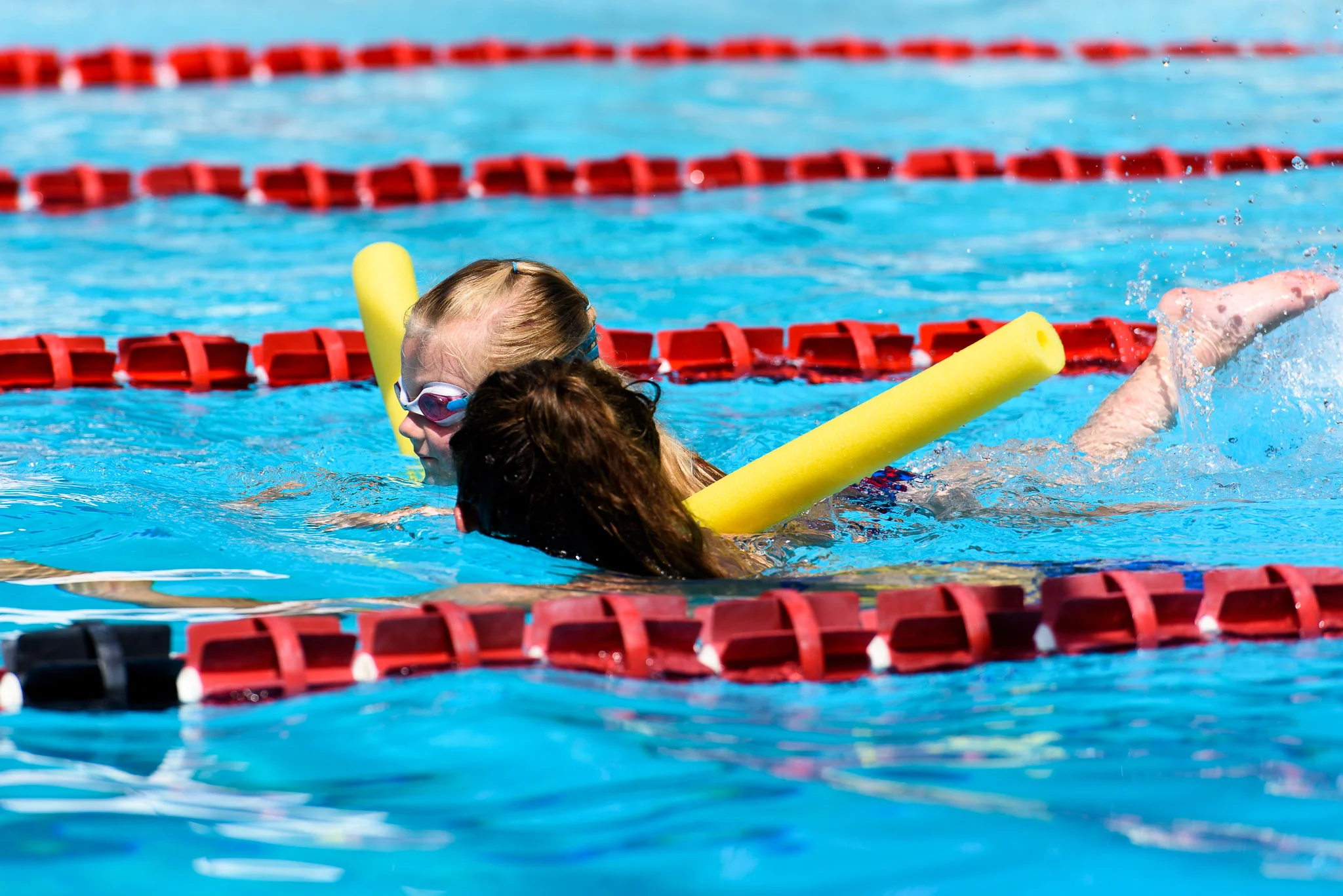 Fox-Hunt-Pool_FX-Splash_Herndon_2018.06.30_140.jpg