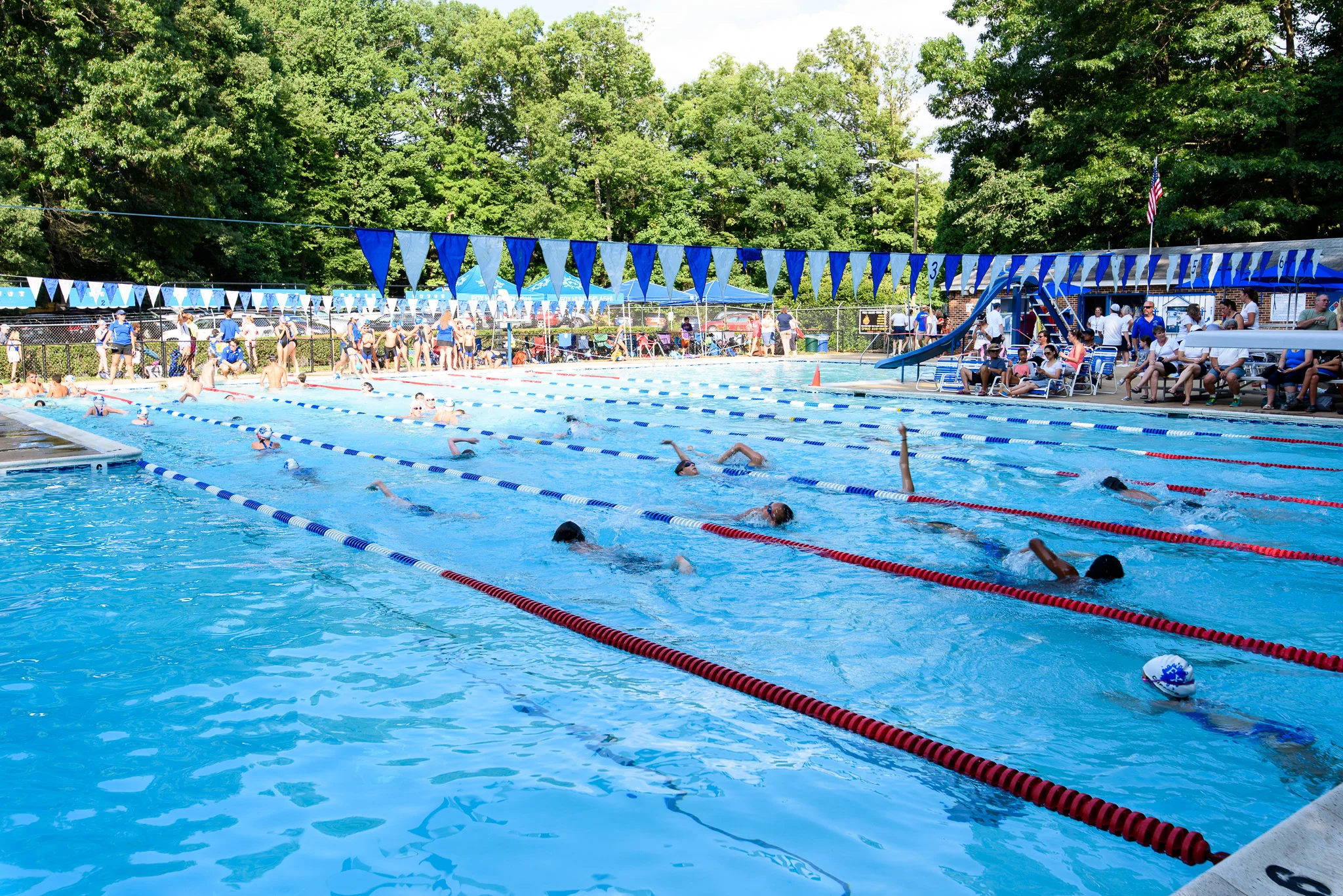 Fox-Hunt-Pool_FX-Splash_Relay Carnival_2018.07.11_005.jpg