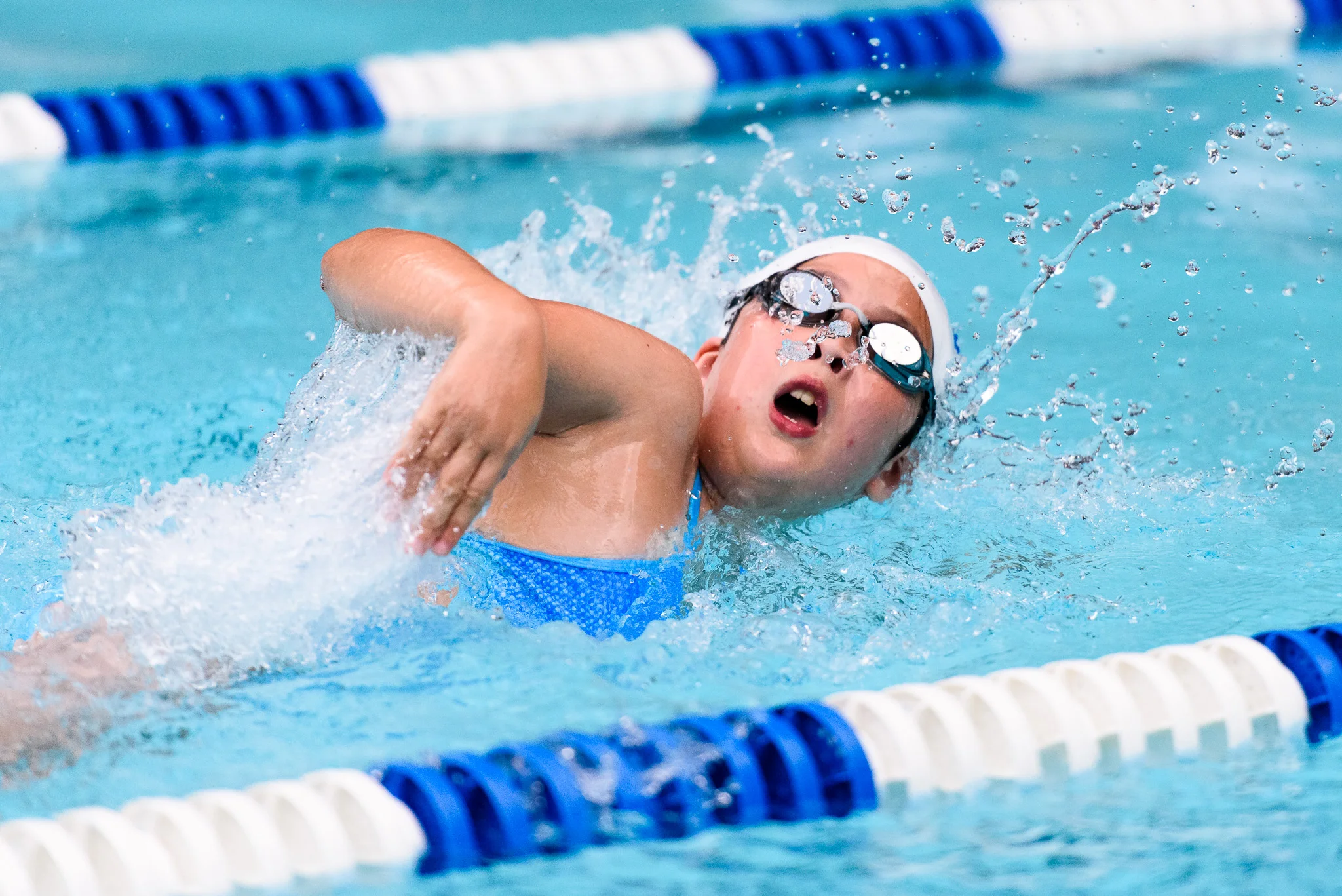 Fox-Hunt-Pool_FX-Splash_Relay Carnival_2018.07.11_049.jpg