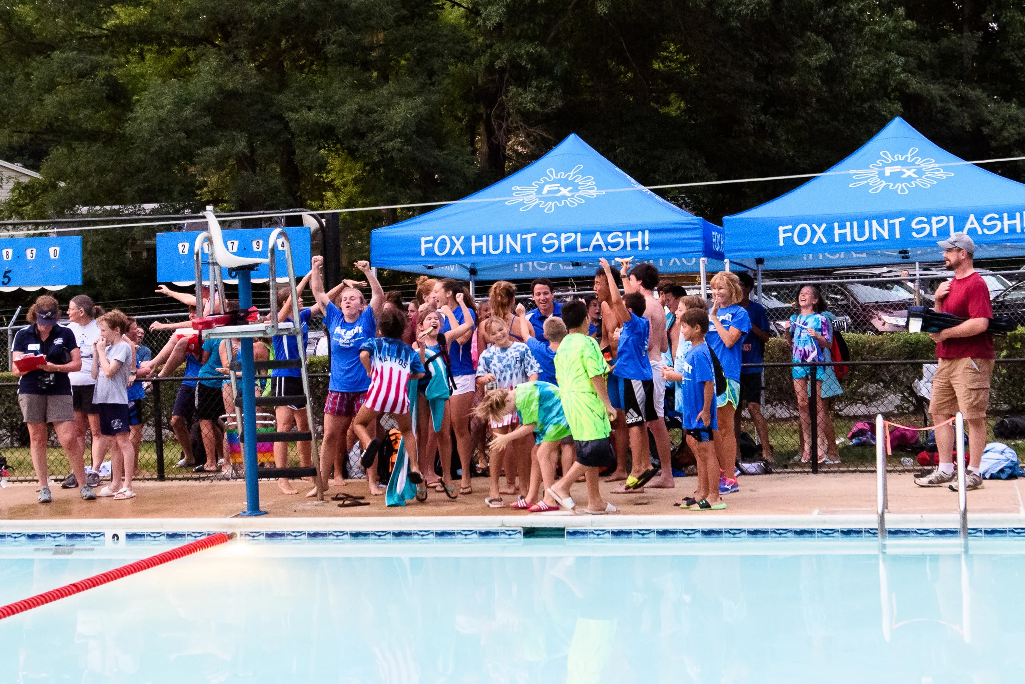 Fox-Hunt-Pool_FX-Splash_Relay Carnival_2018.07.11_057.jpg