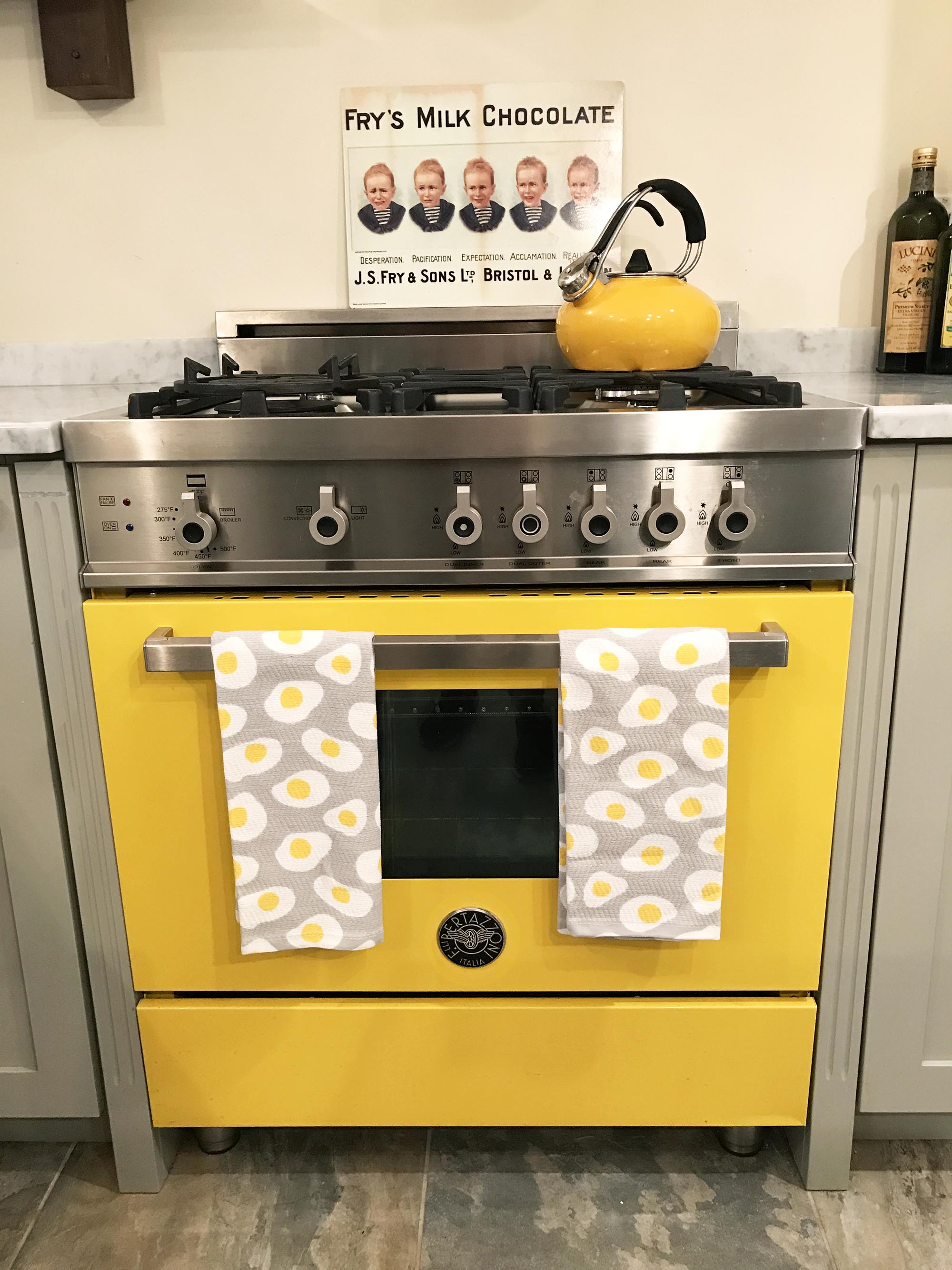 Create a color story