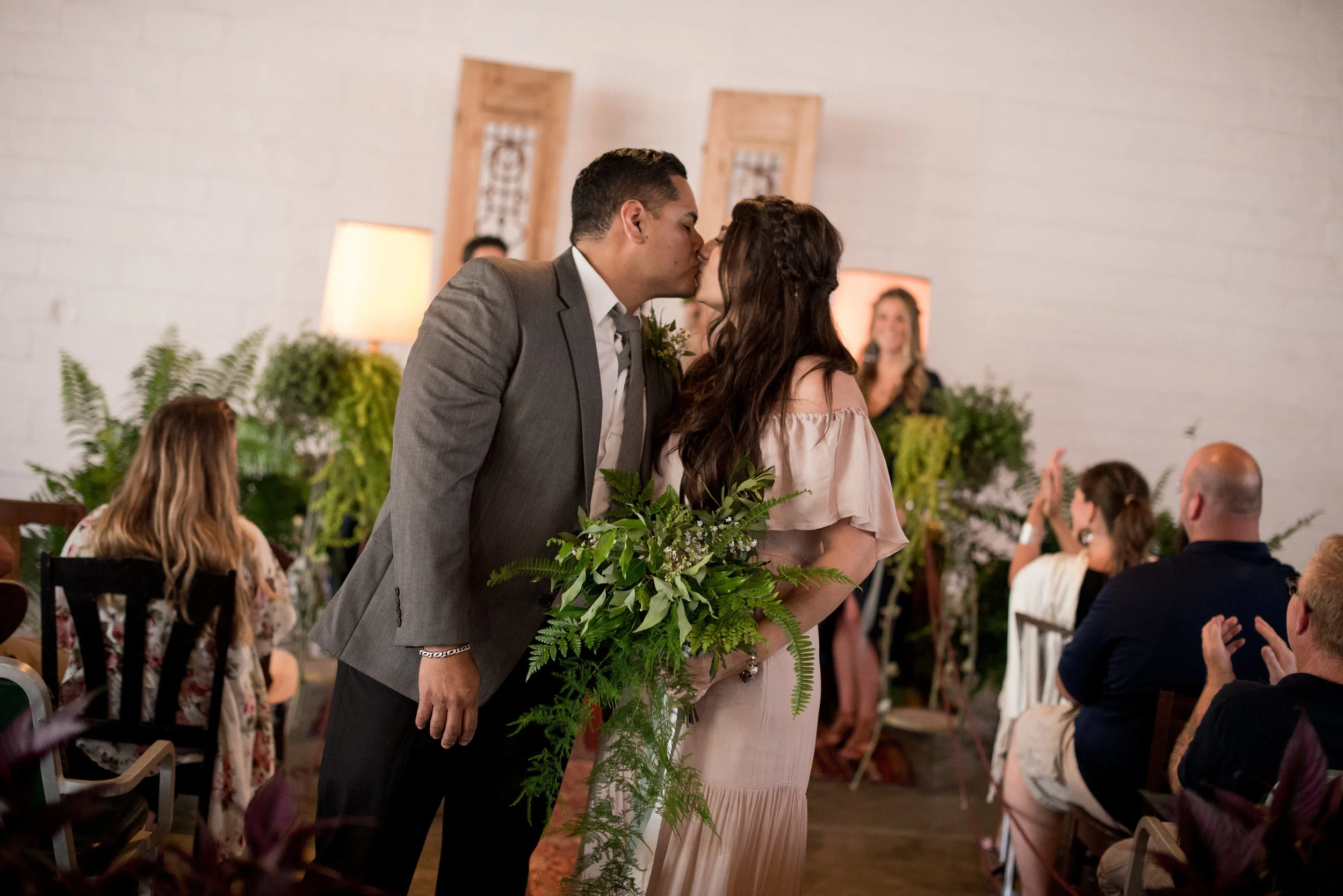 sarahannayphotographer-parlorroomevents-063017--78.jpg