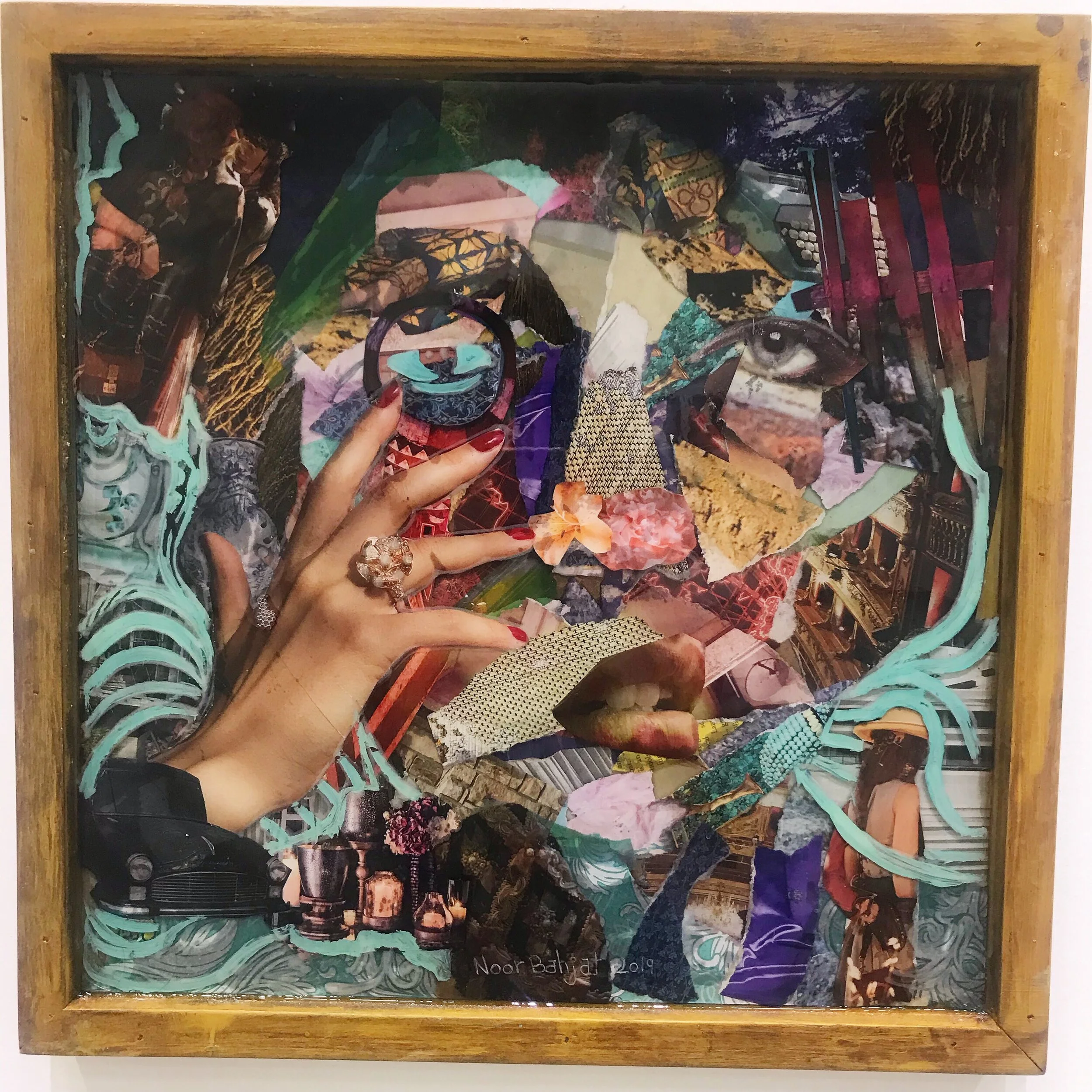 Self representation -35 x35 cm-Collage in a wooden box 2019-Dubai