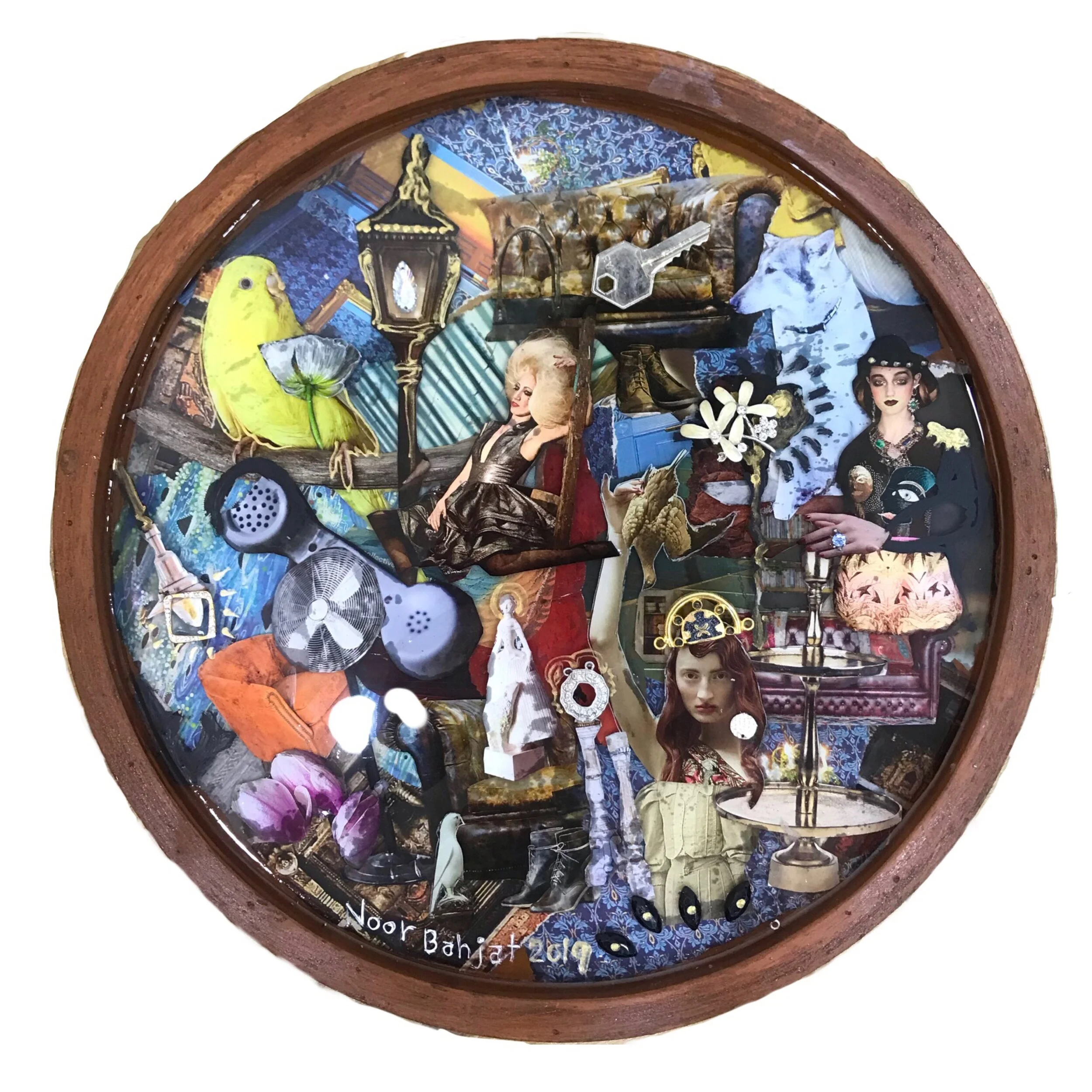 Untitled -35 x35 cm-Collage in a wooden box 2019-Dubai