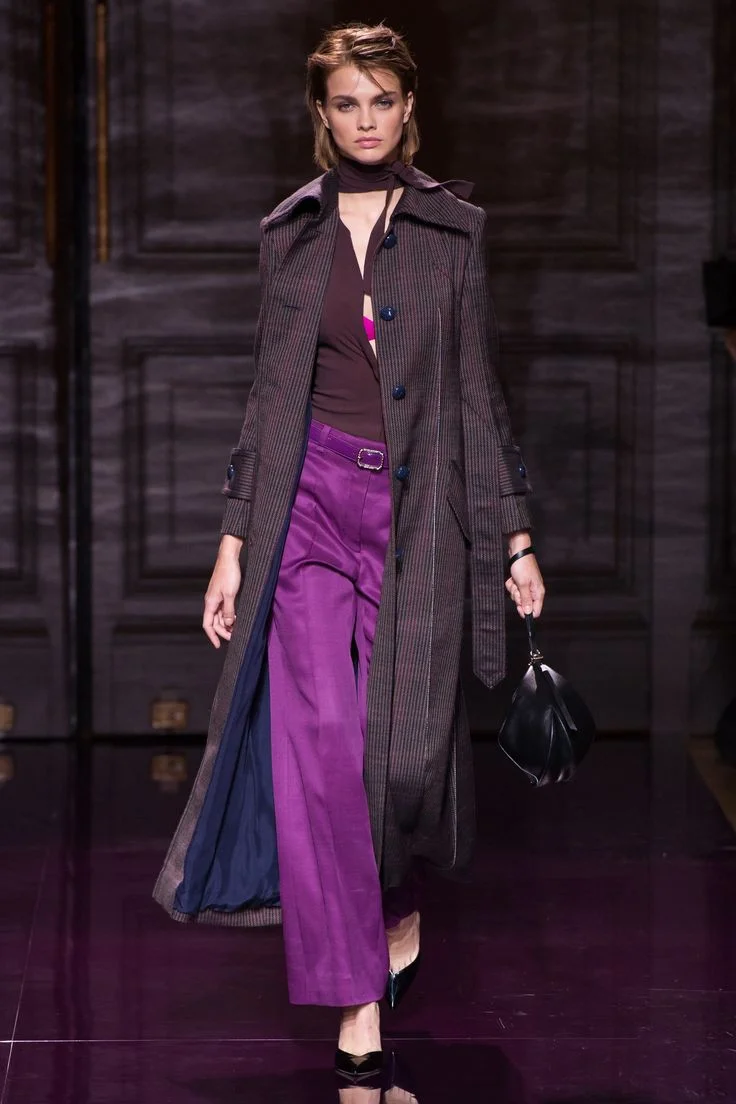  Guillaume Henry has decided to stray away from the brand’s sex appeal look and go for a different image.  Quite a change has occurred for Nina Ricci this year. Has the brand gone sporty and decided to go for more of an on-street workwear? This is pu