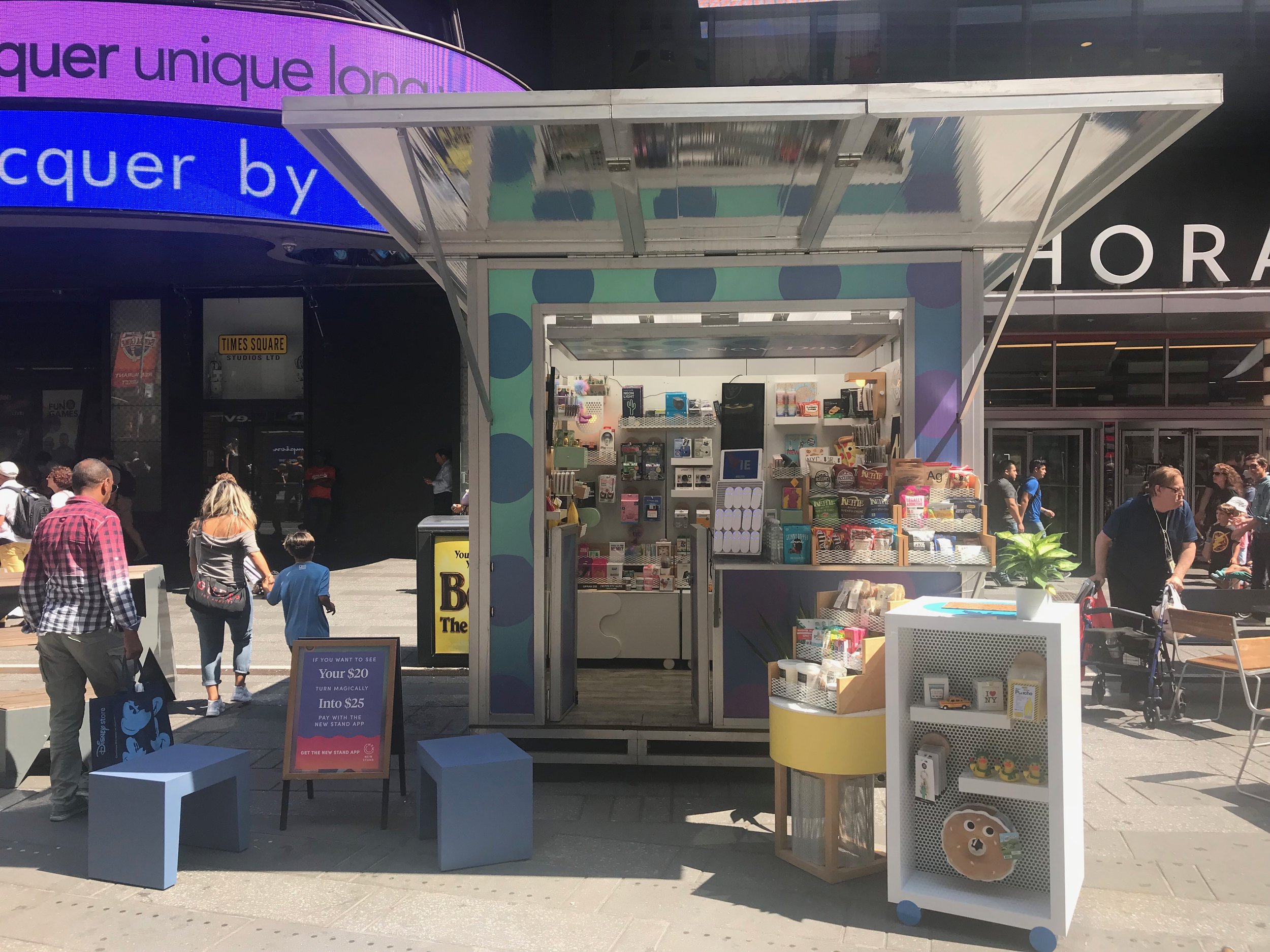 New Stand serving all New Yorkers with convenient essentials, snacks and more!