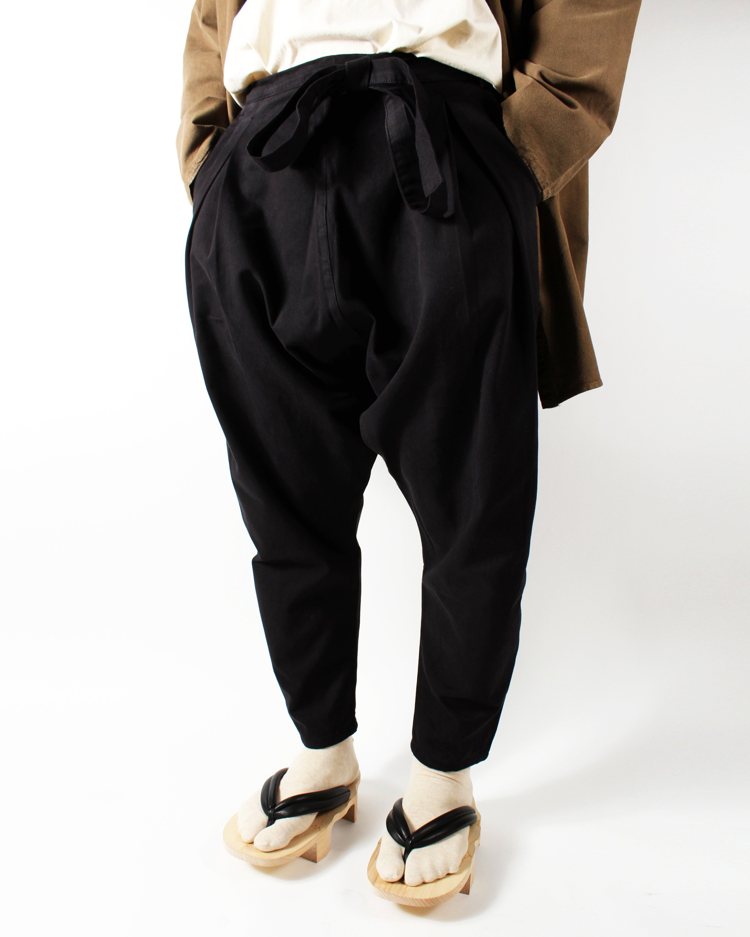 KUNIYOSHI GETA - BLACK | Prospective Flow | Japanese Fashion for Men ...