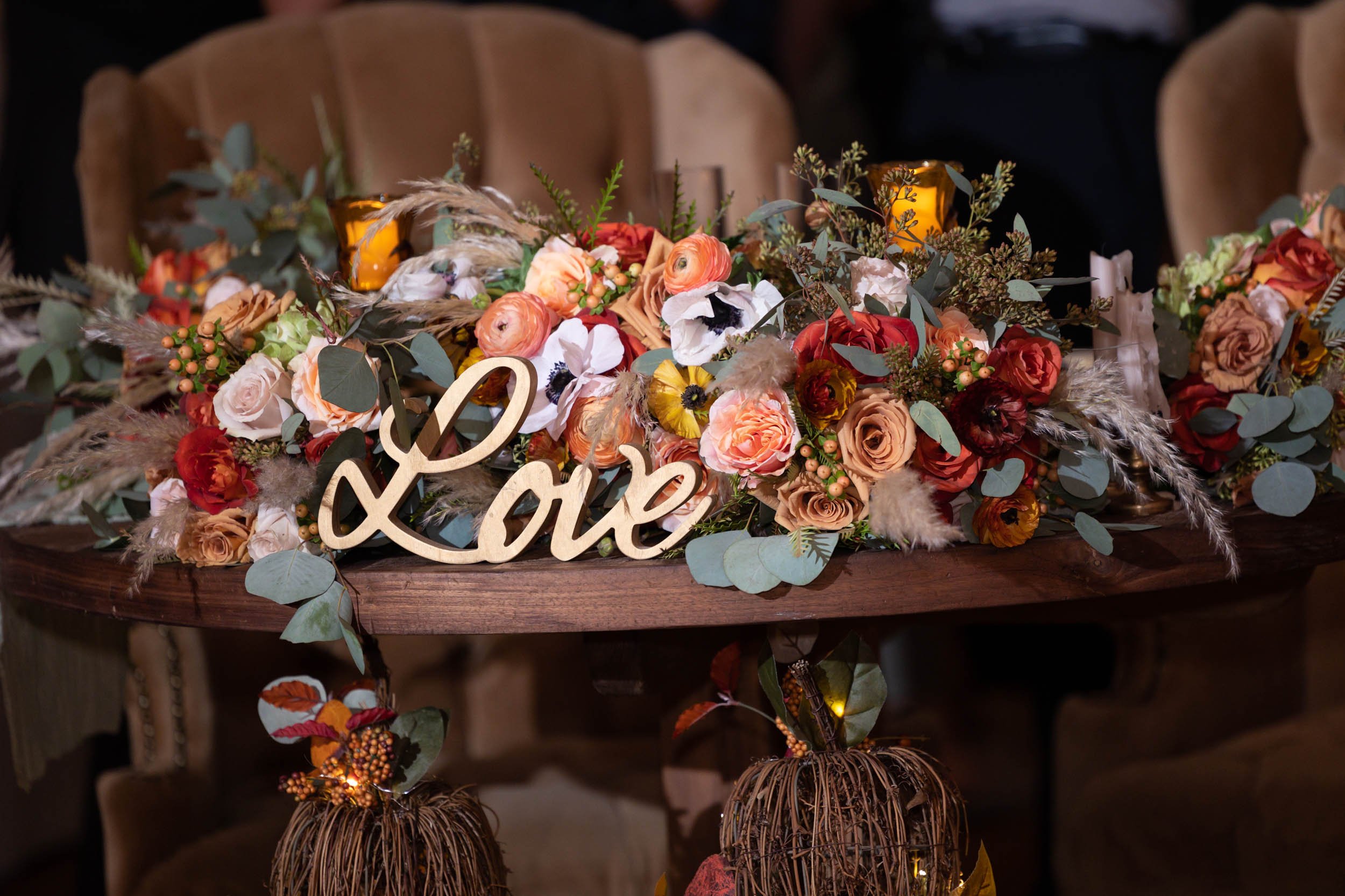 hengstenbergs-florist-weddings-love-story-julia-spencer-06.jpg