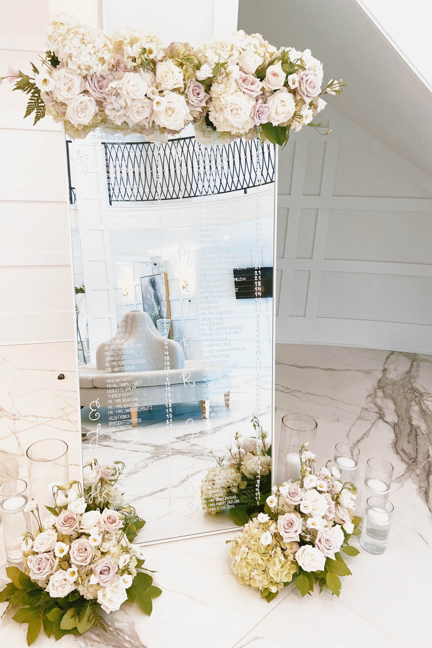 hengstenbergs-florist-weddings-love-story-brooke-andreas-06-low-quality.jpg