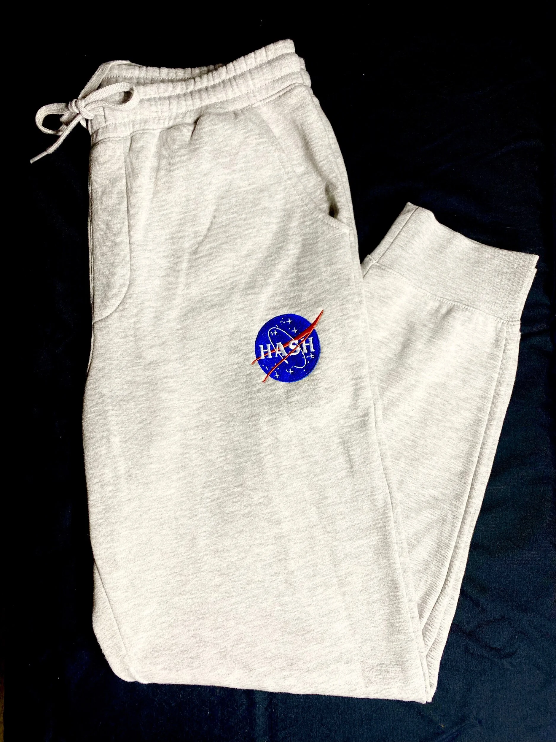 4905E8CE-FC45-40D4-86D7-EED5A09567B9