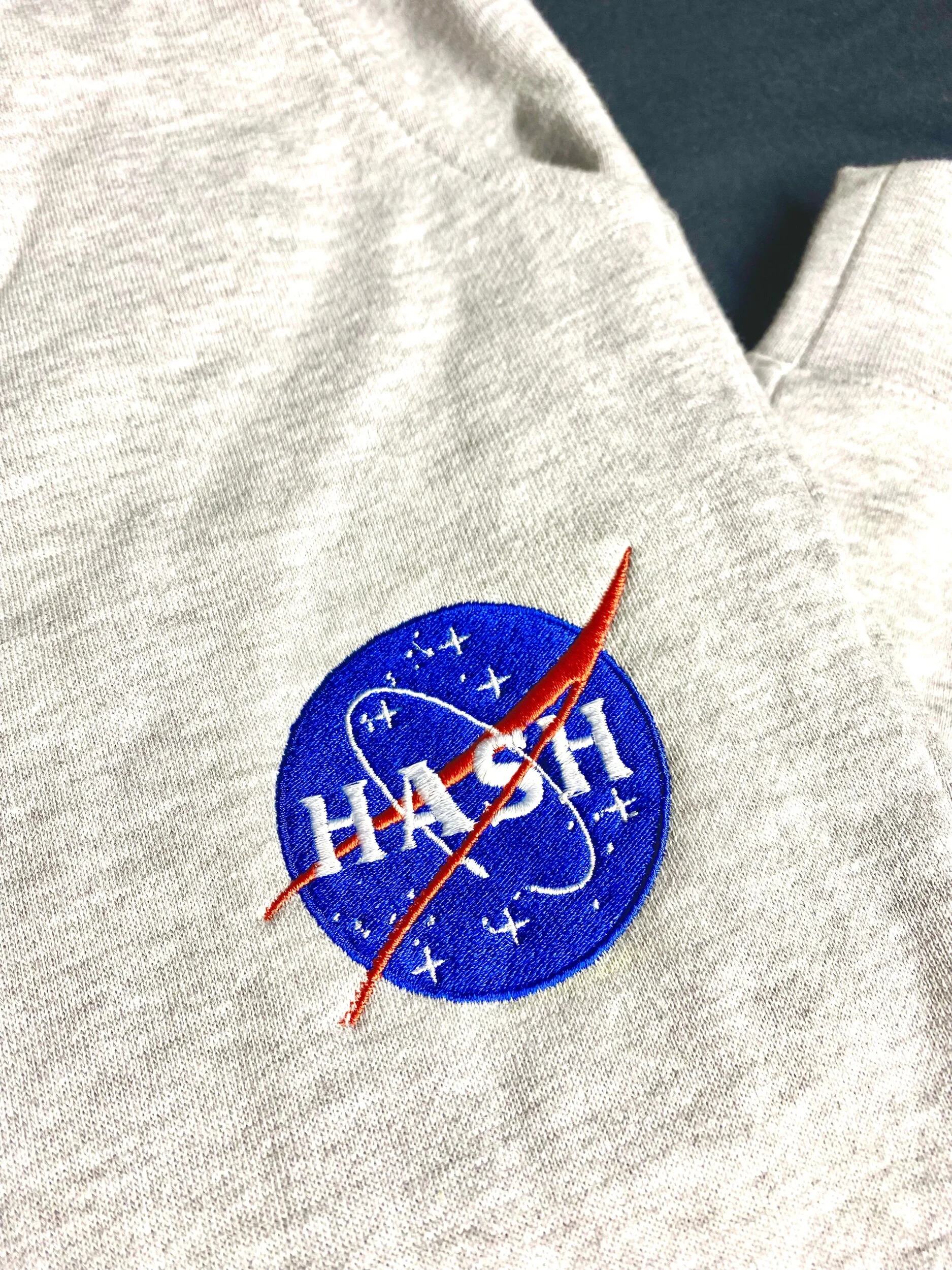 21D2F8E0-D8D6-4FF7-8026-762D9CD2760D