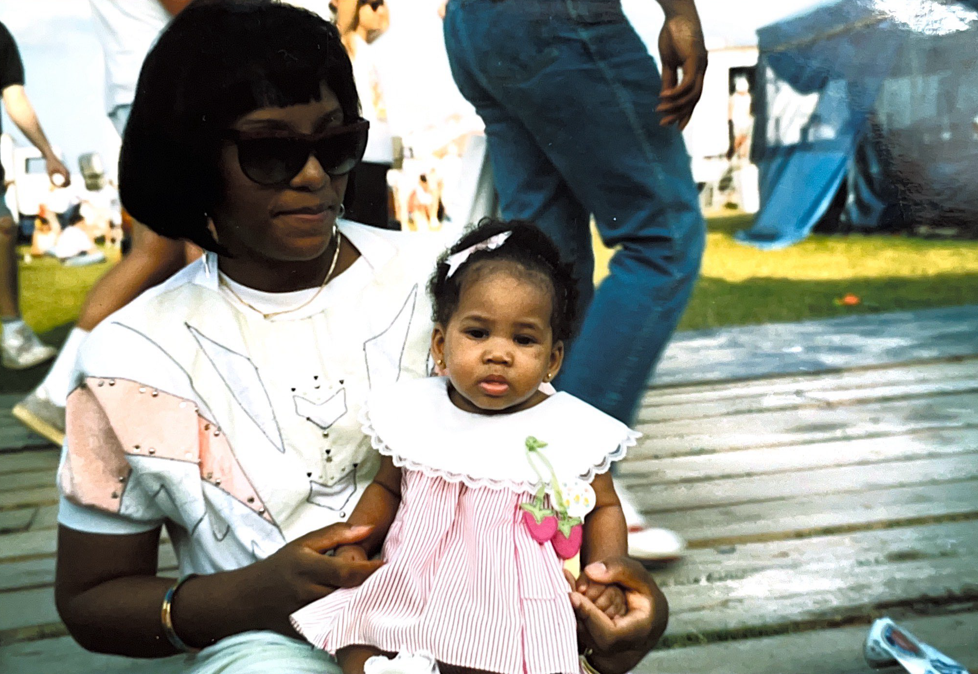 Mommie & Me.png