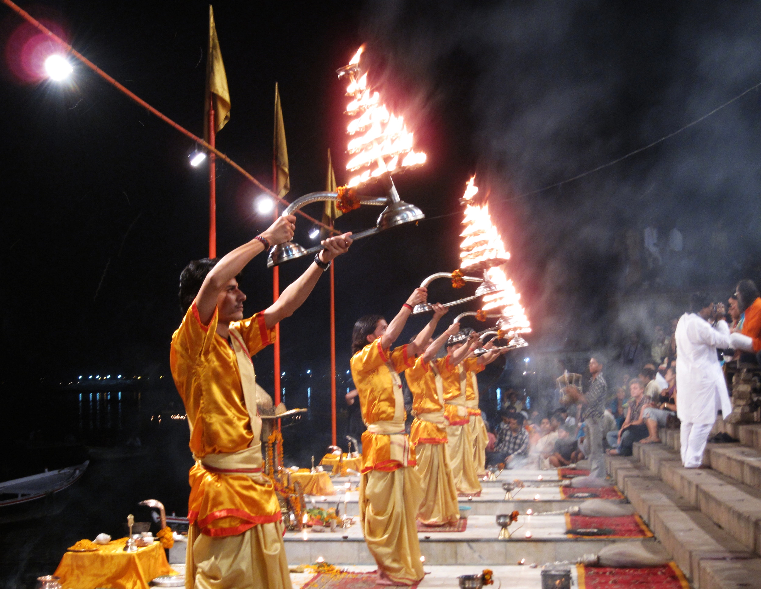 Ganga-Aarti.jpg