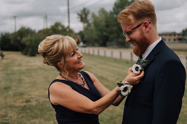 Happy Mothers Day! 🌸❤️
⠀⠀⠀⠀⠀⠀⠀⠀⠀
Whether it was a day of grief and loss or joy and comfort, I hope your weekend was full of celebrating the people who took on the role of mother in your life. 
⠀⠀⠀⠀⠀⠀⠀⠀⠀
I love photos like this - mom and son moments 