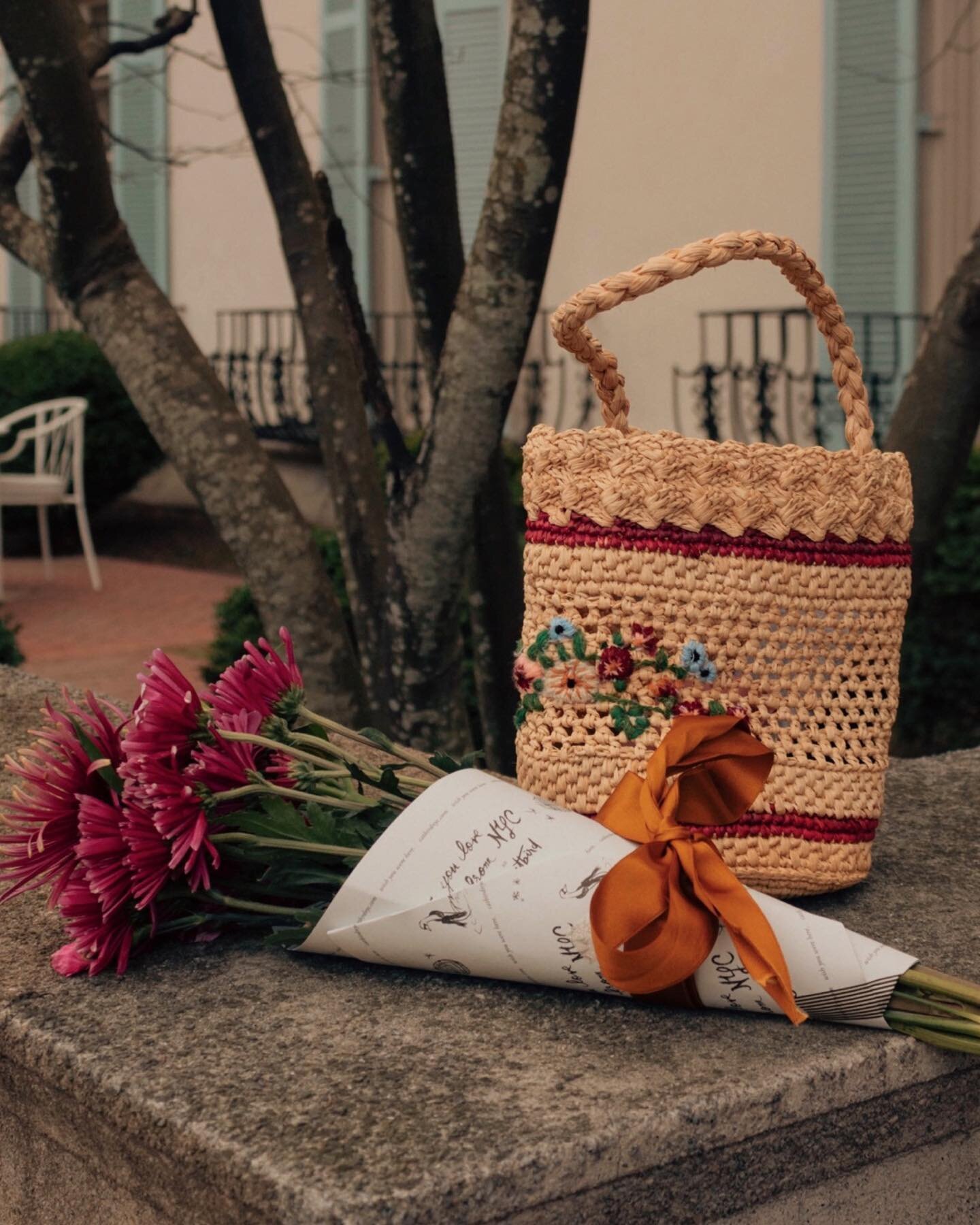 petite joys 💐☺️💖
.
.
.
#pursuepretty #rouje #lavieenrouje #catbirdnyc #myeverydaymagic #dreaminginpictures