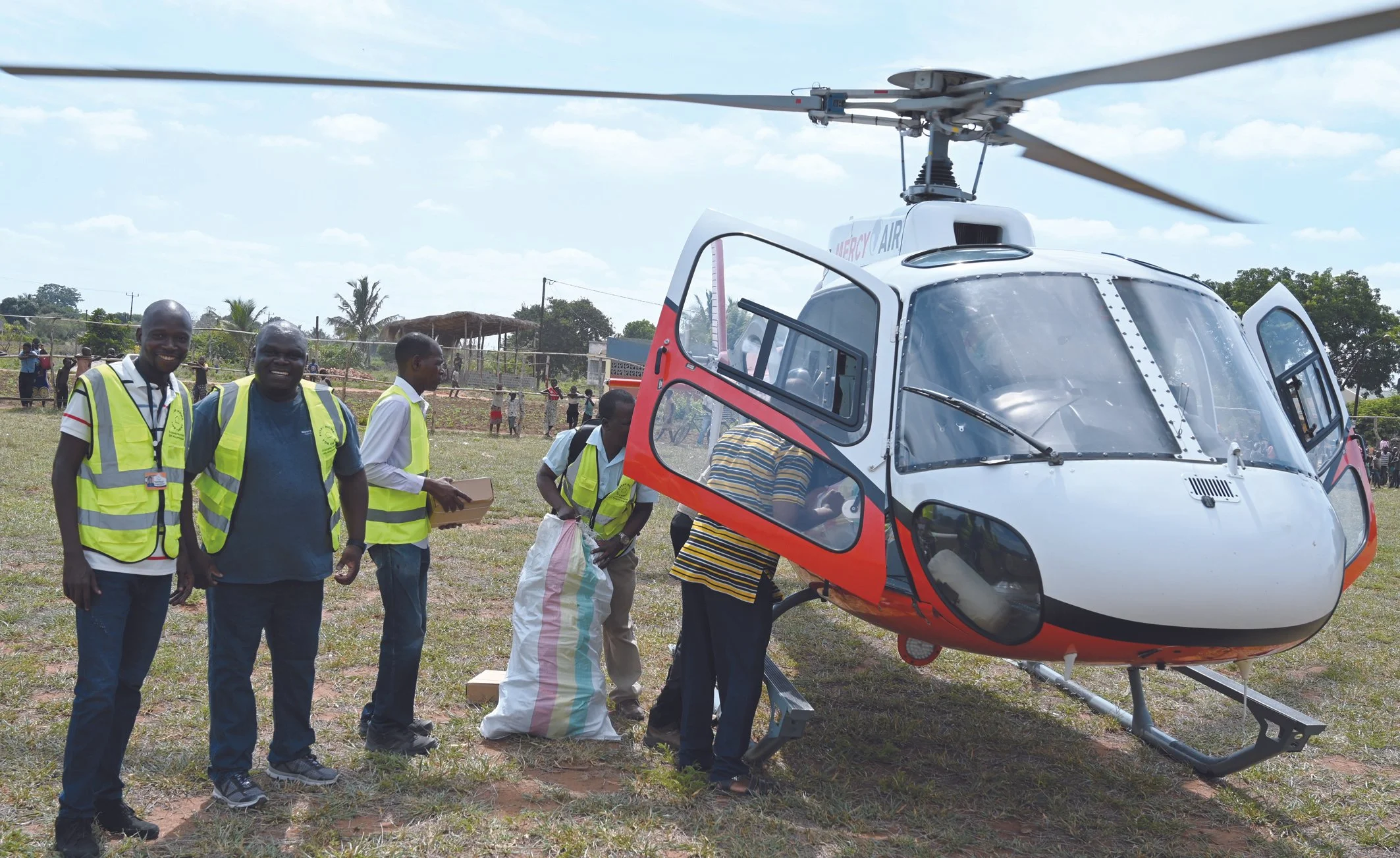 Gospel Literature takes flight in Mozambique