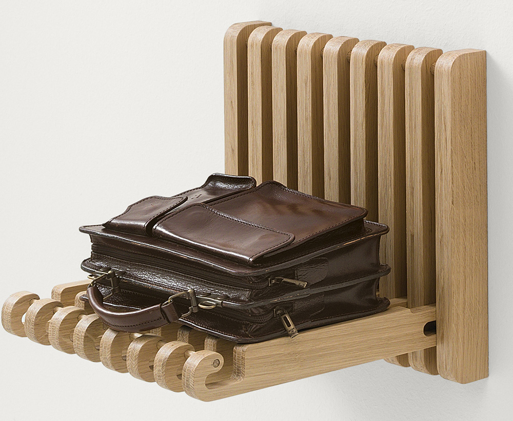 Shelf in Solid Oak, Italie