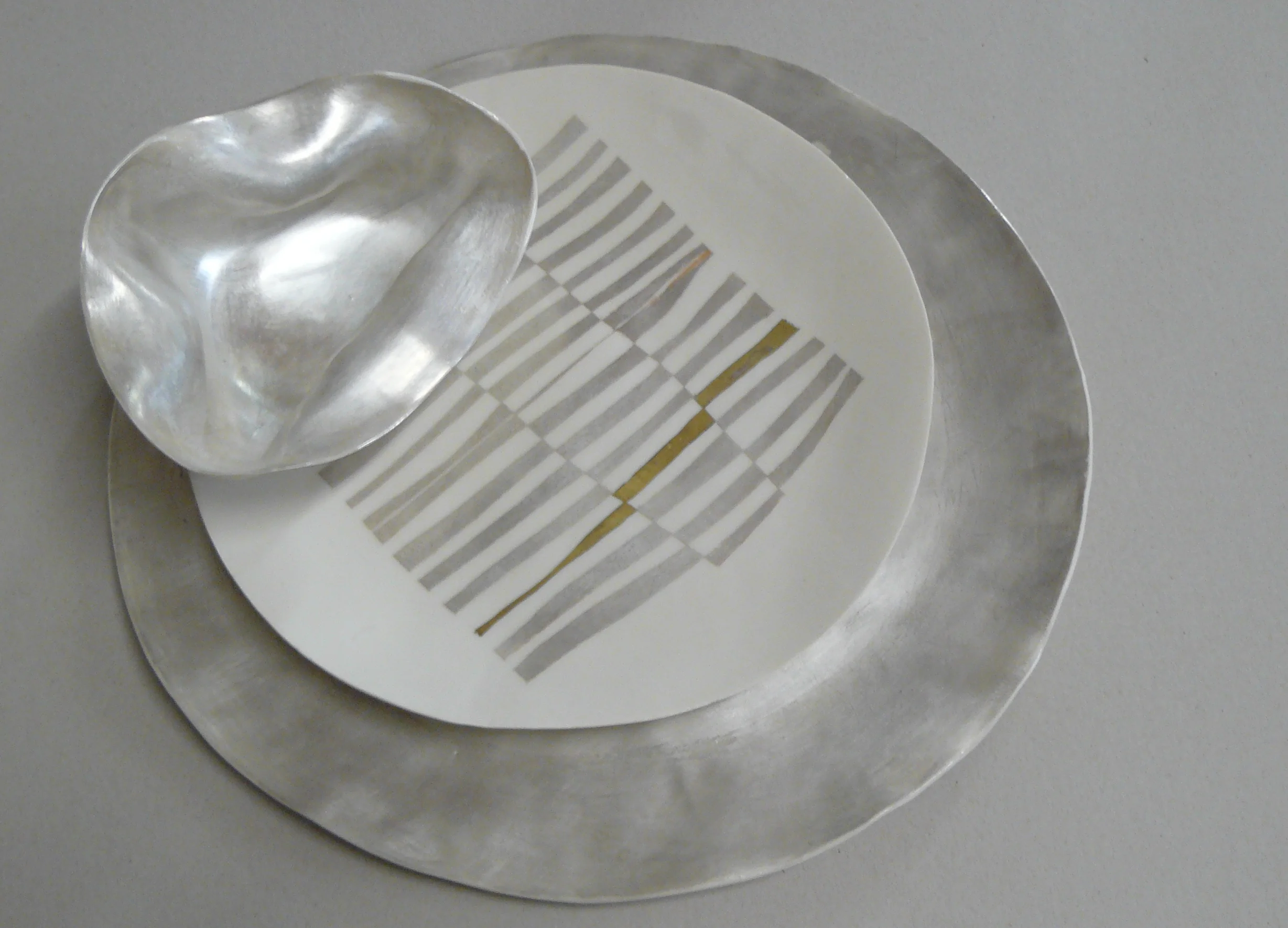 Silver Plates and Bowl, Italie