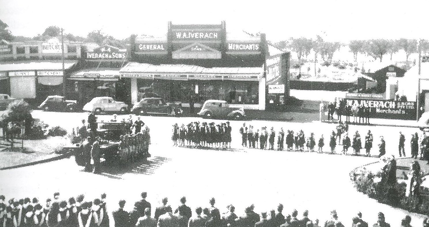 ANZAC Day in Coolamon 1950's.jpg