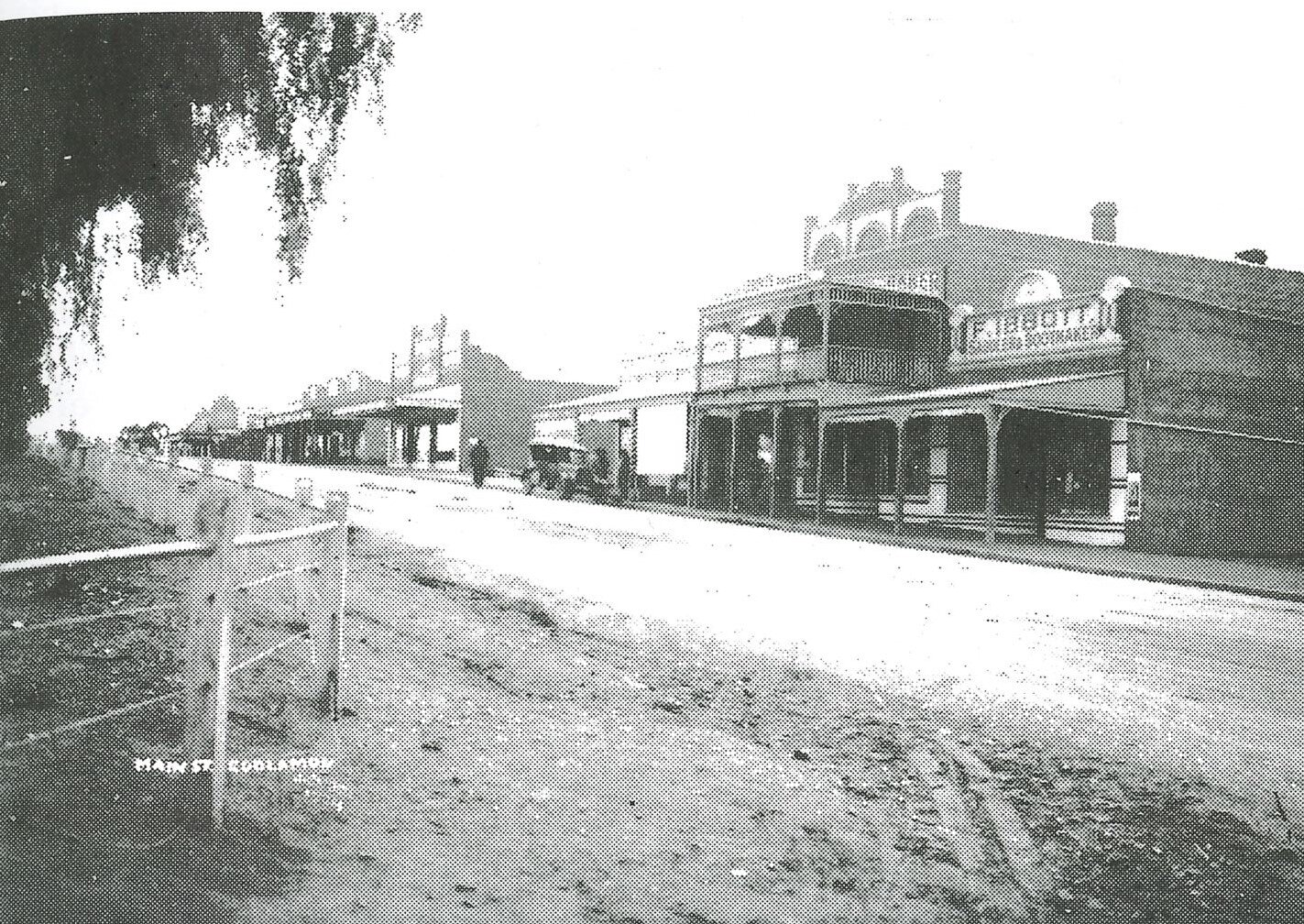 Coolamon Main Street 1924'.jpg