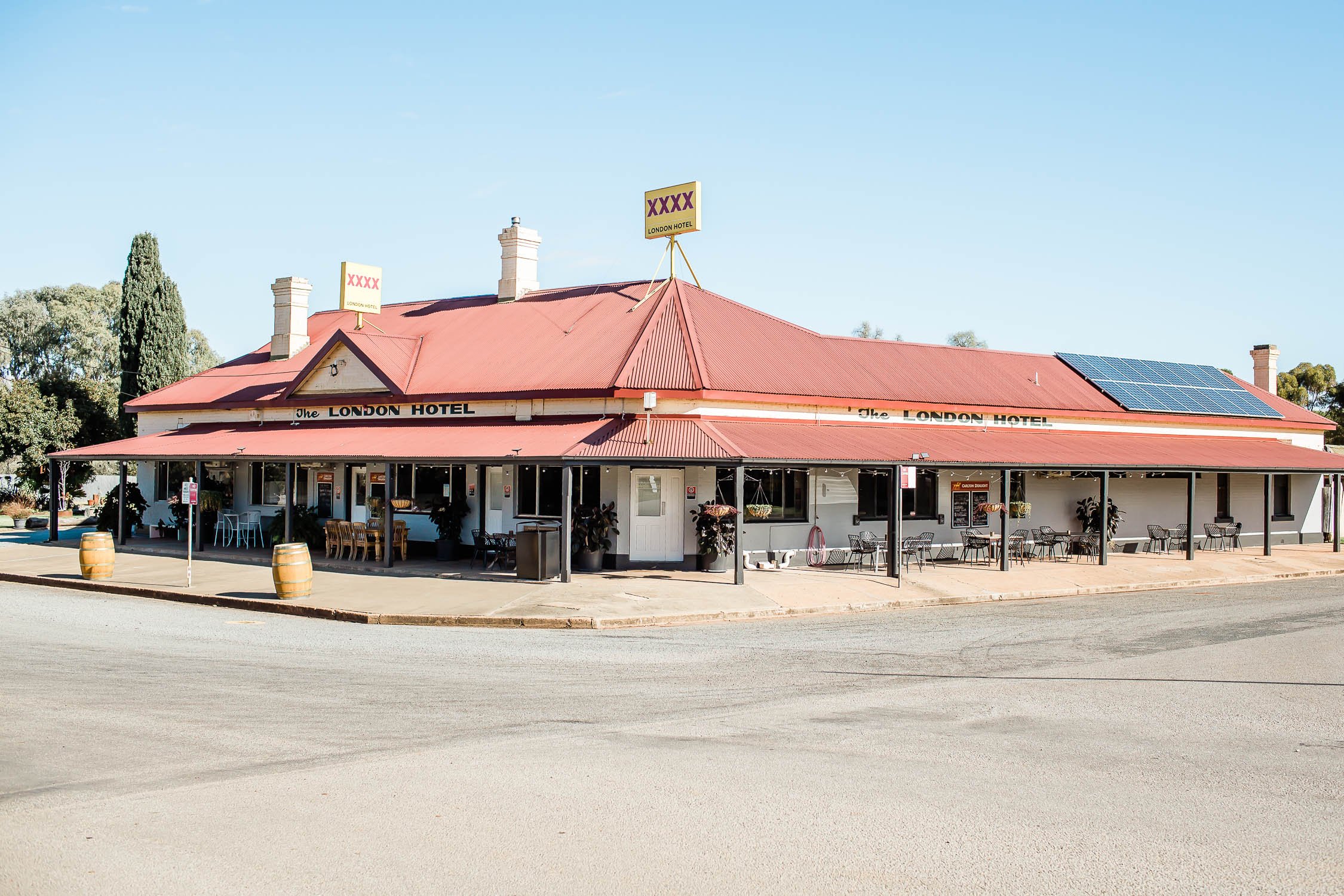 THE LONDON HOTEL/MOTEL ARDLETHAN