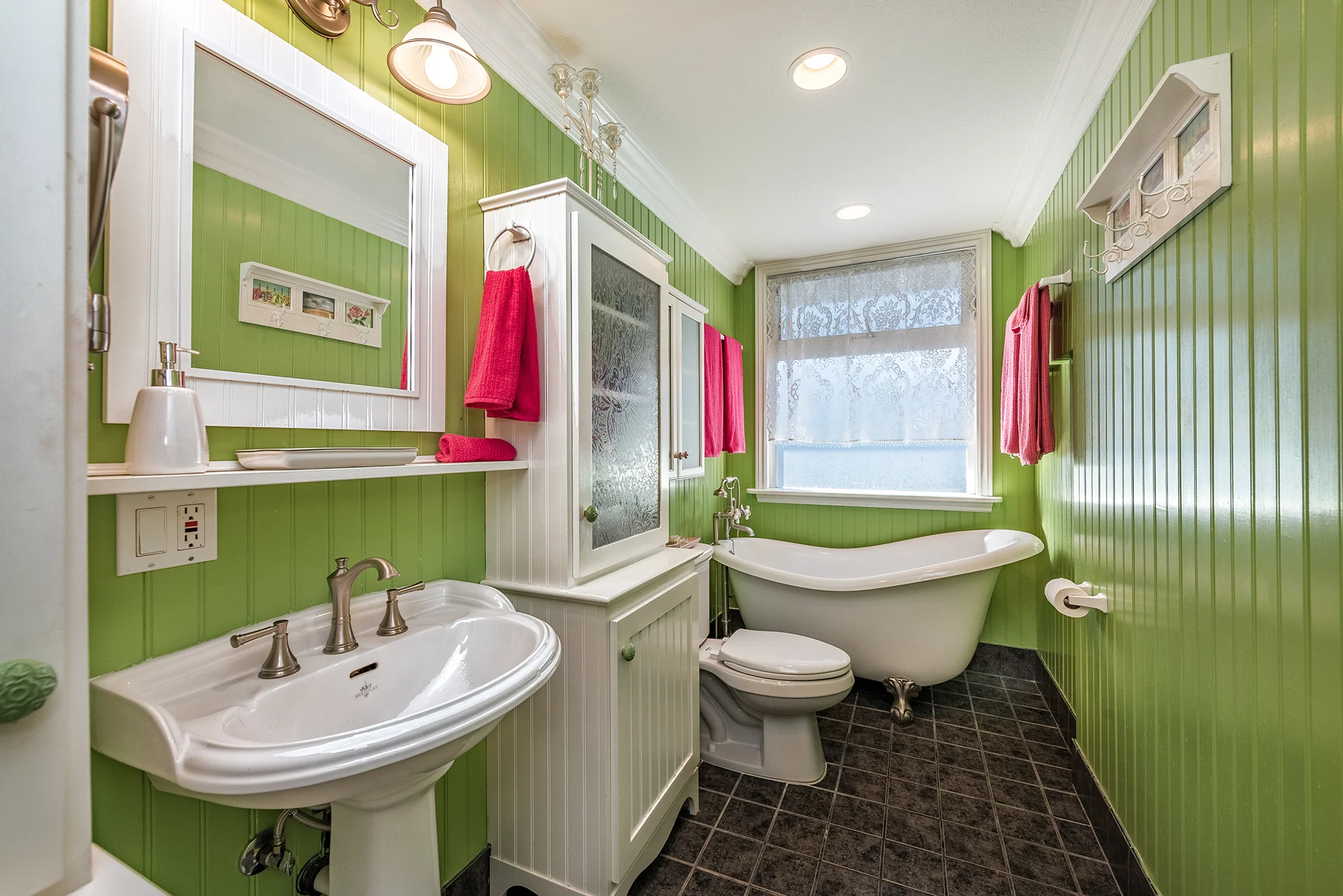 141-Bardsdale-Ave-Oxnard-18.jpg