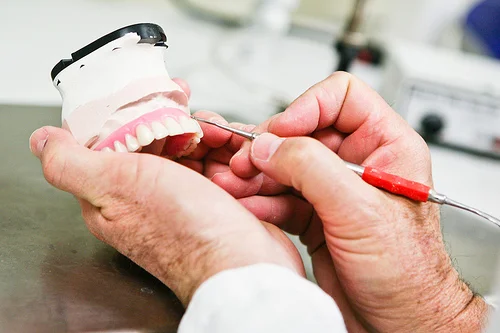 National Dental Implant Lecture Series for Fellow Dentists