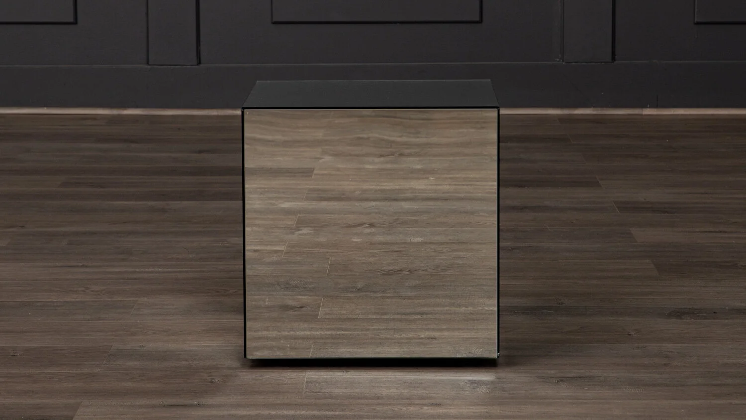 AVA SIDE TABLE(1).jpg