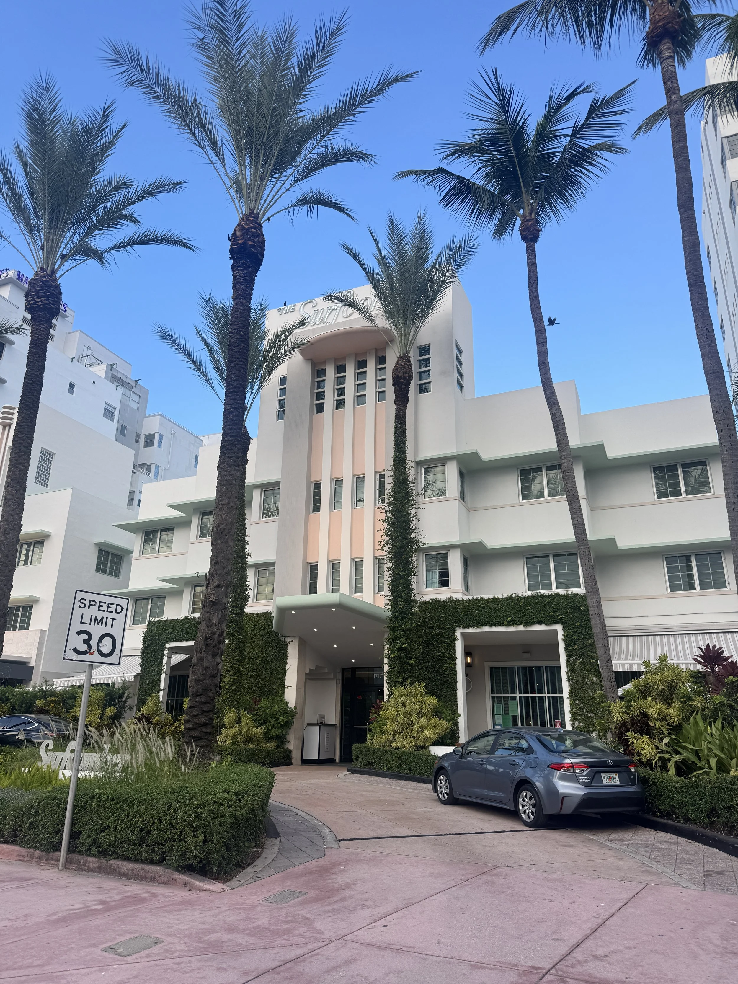 I Stayed There: Kimpton Surfcomber Hotel, Miami