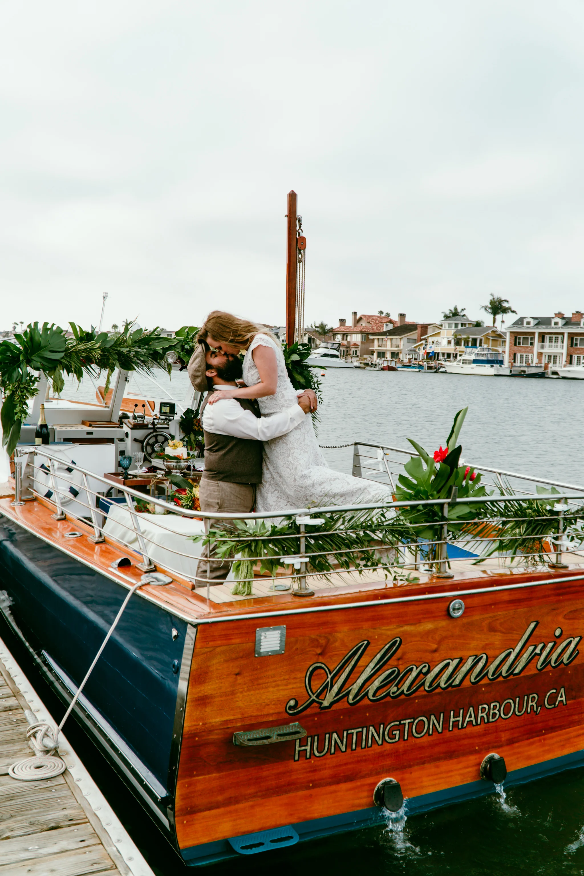SailAway_StyledShoot_PrinceCharters_HuntingtonBeach_Docks_Web-19.jpg