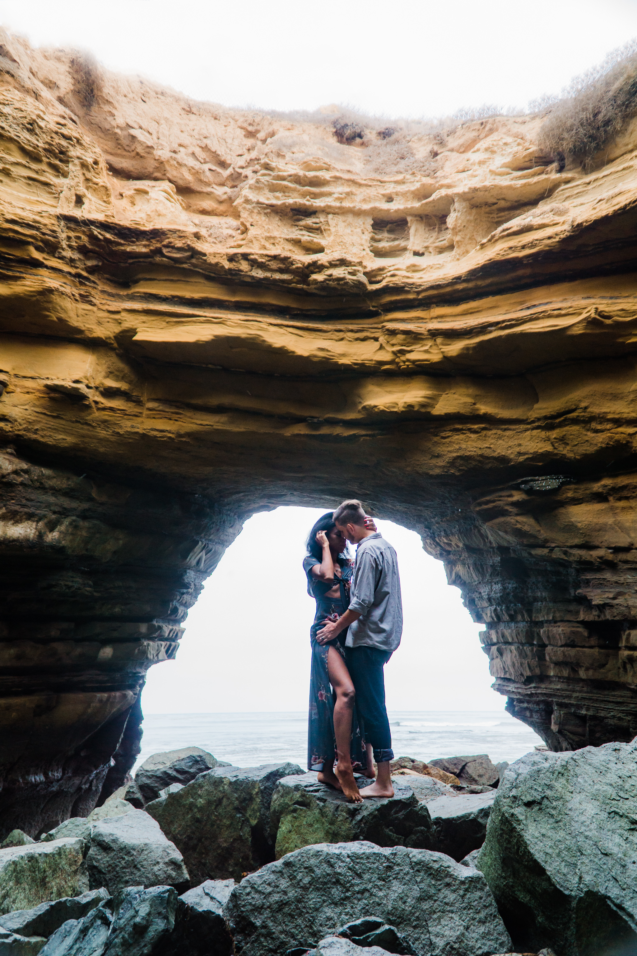 HeatherShoughPhotography_Couples_SunsetCliffsCave_July_2018_Color_Web-4.jpg