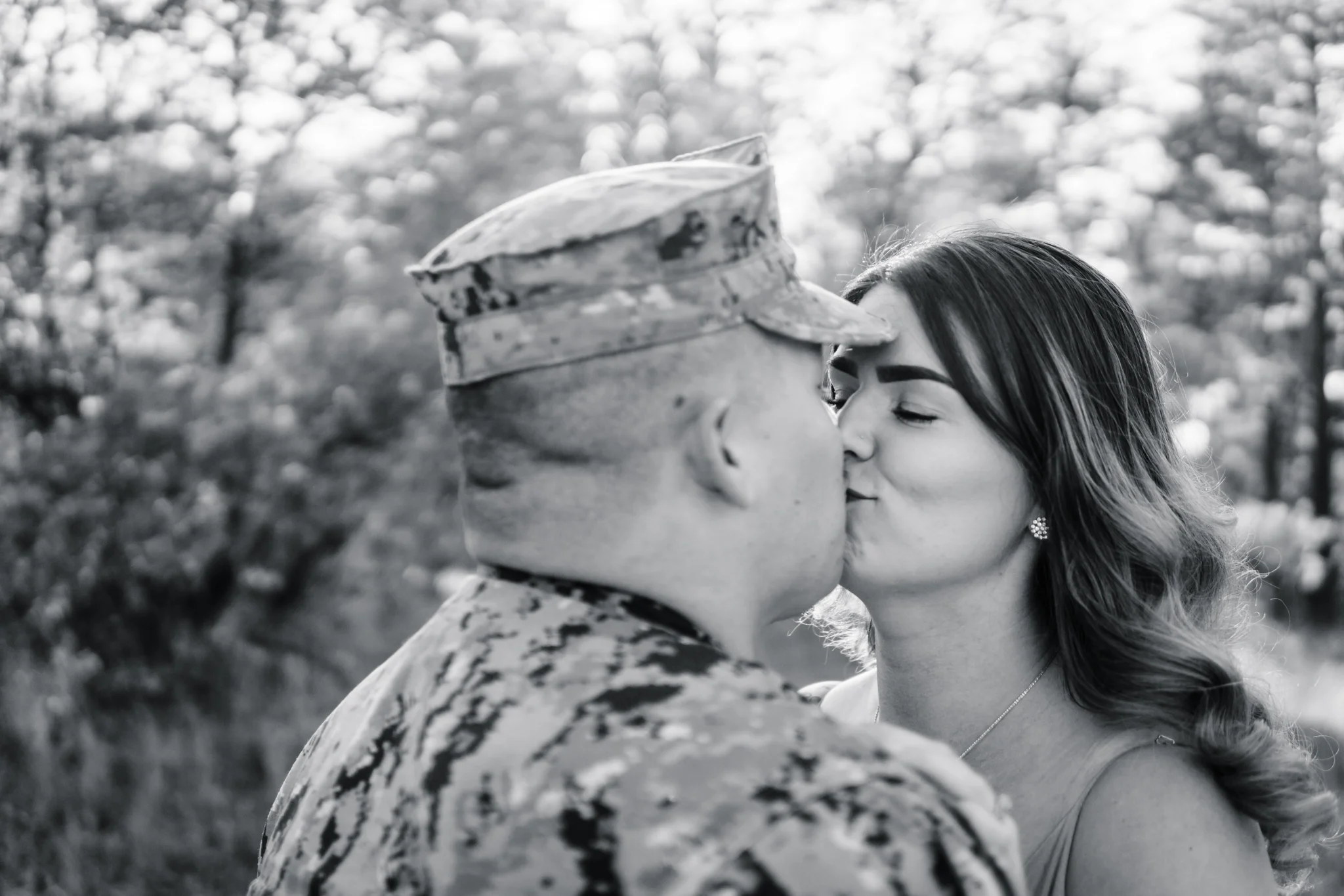 couples-110918-heathershoughphotography-b&w-web-3.jpg