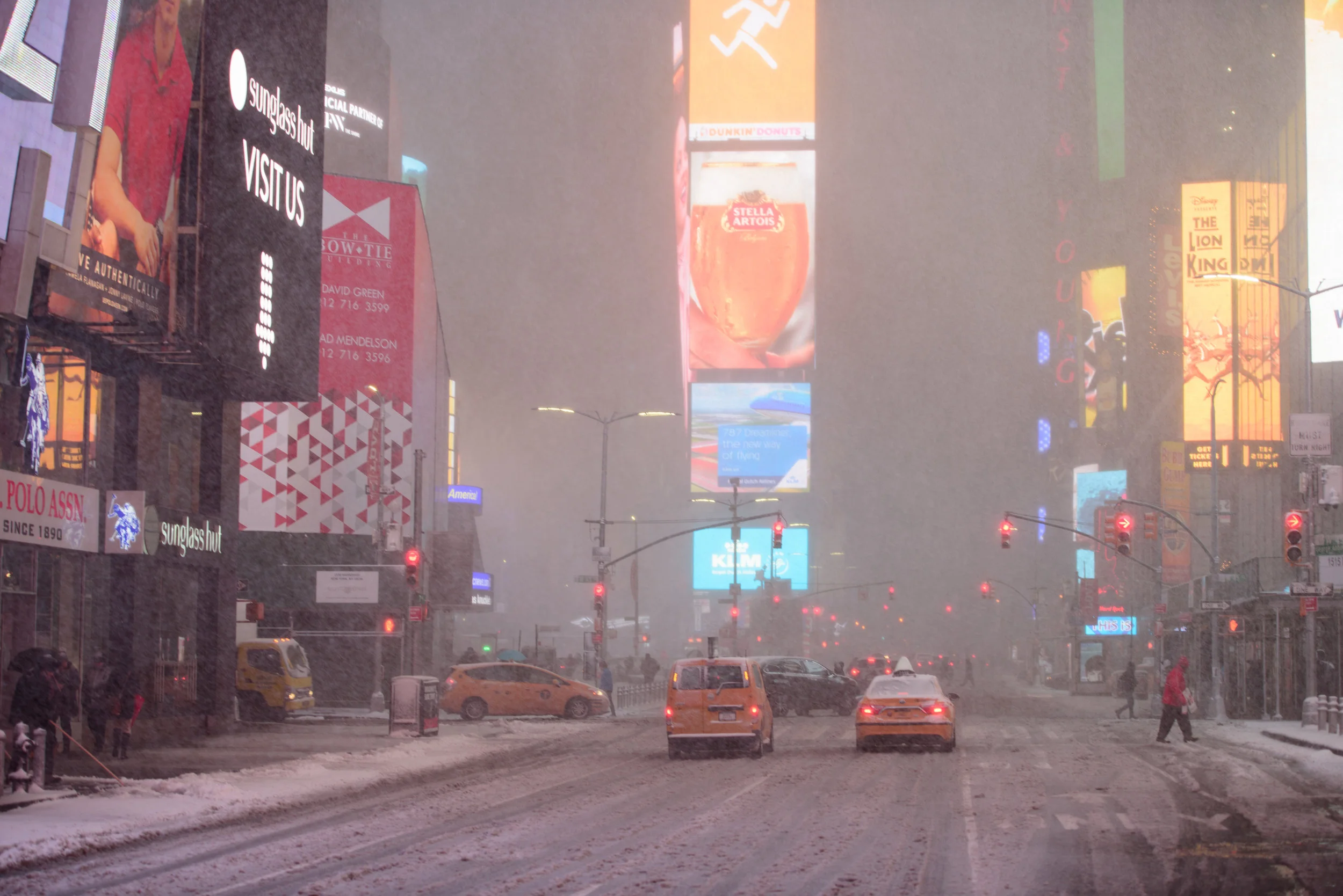 Winter storm blasts New York City