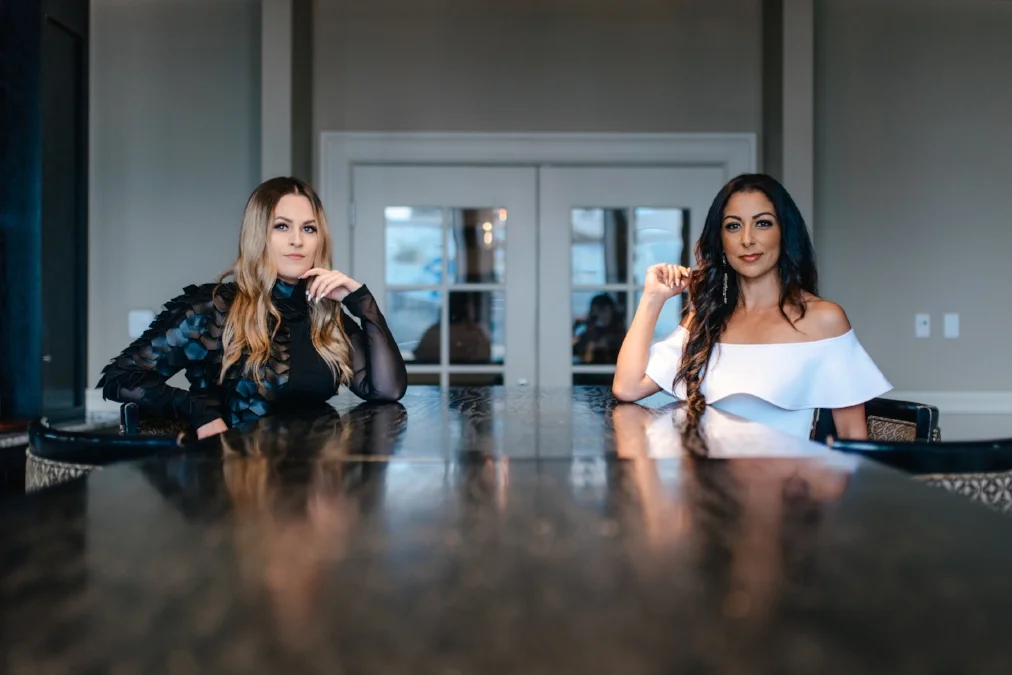 AW_SarahxCourtney_-September10,2018-9.jpg